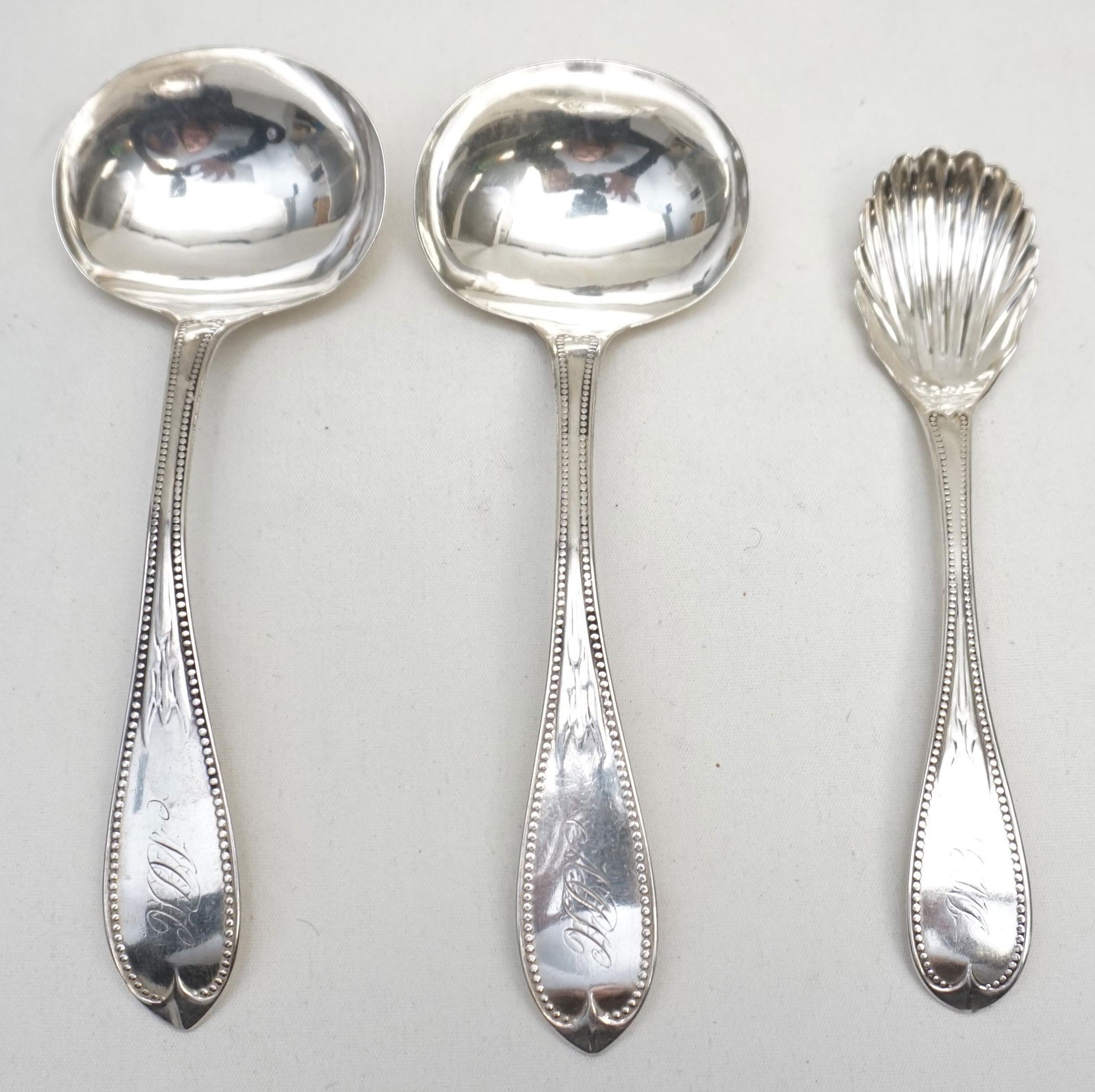 3 PC CHARLESTON COIN SILVER SERVING PIECES (1 of 6)