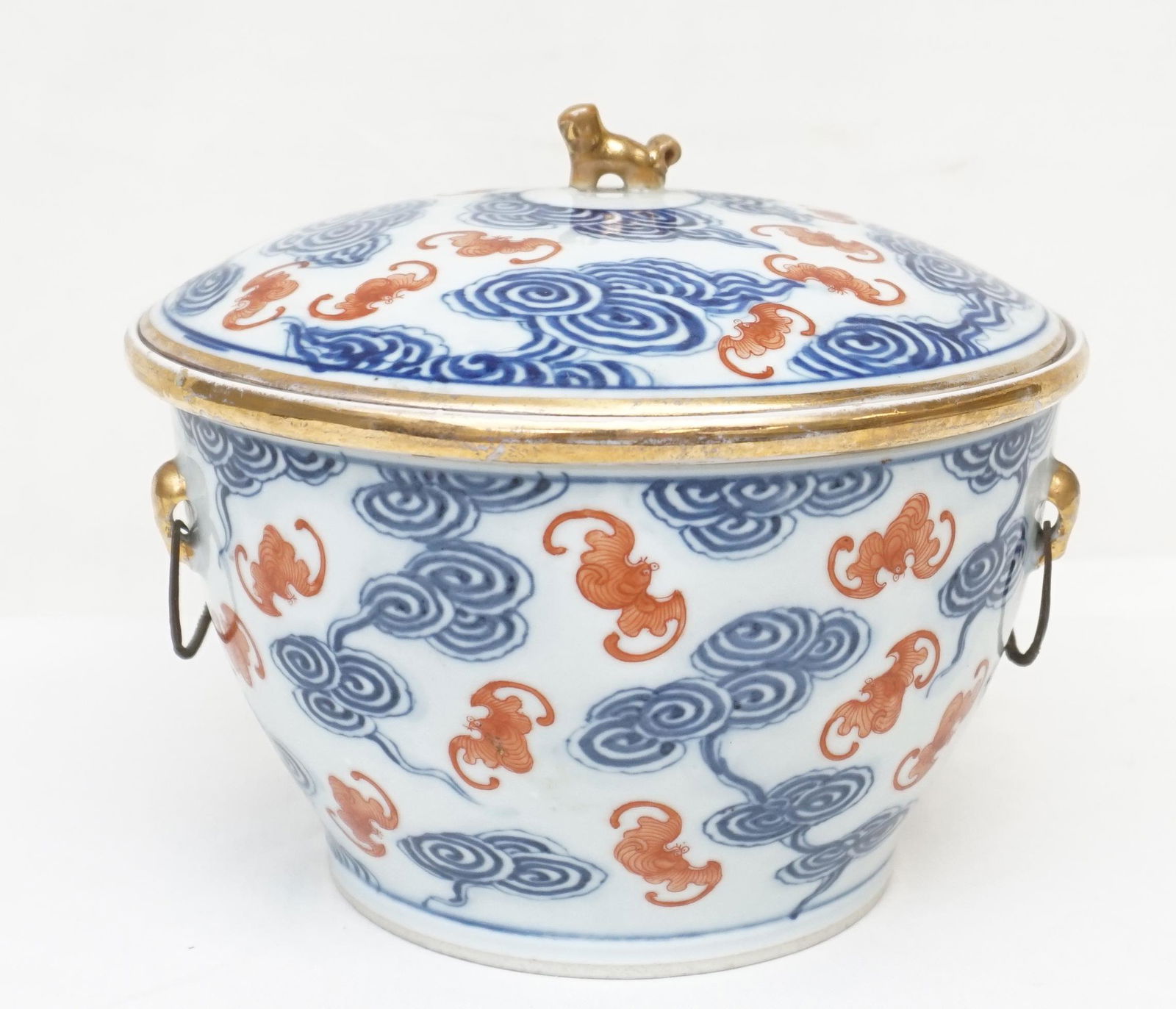 CHINESE EXPORT DOUCAI AUSPICIOUS BATS & CLOUDS (1 of 9)