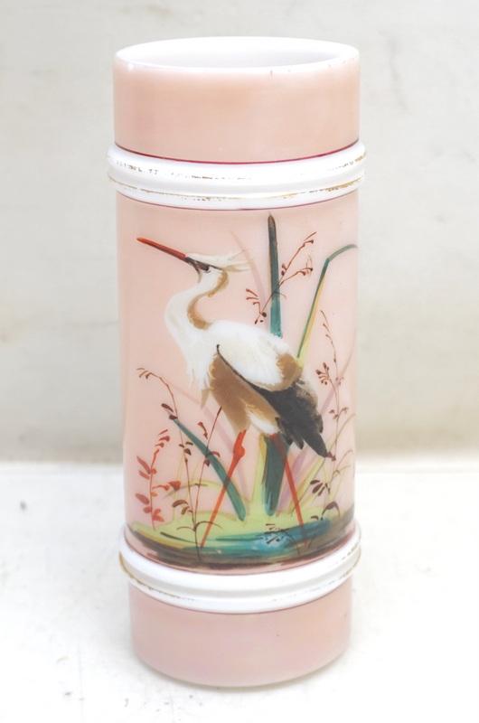 MT WASHINGTON HAND PAINTED SNOWY EGRET VASE (1 of 7)