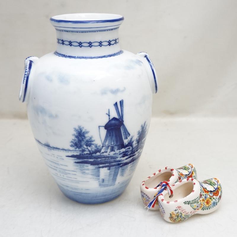 ROSENTHAL DELFT VASE & MINIATURE SHOES (1 of 6)