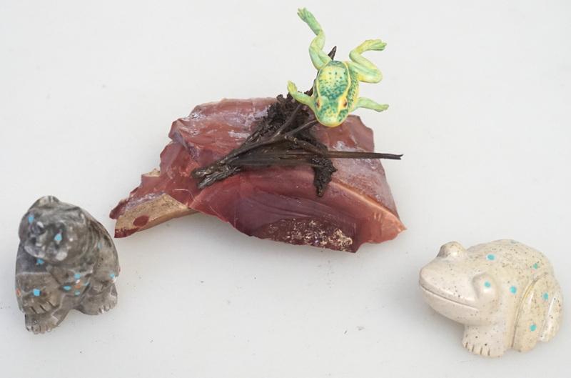 3 NATURAL STONE CARVINGS ZUNI + PORCELAIN (1 of 8)