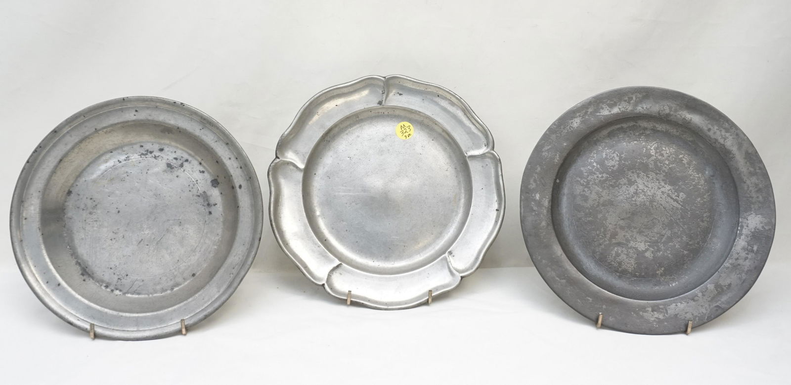 3 ANTIQUE PEWTER PLATES 18TH C. (1 of 9)