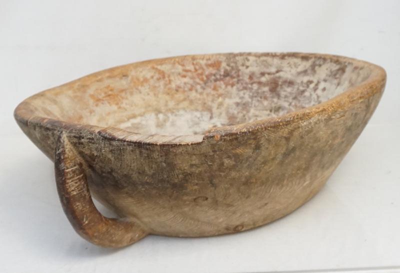 LARGE PRIMITIVE CARVED DOUGH BOWL (1 of 8)