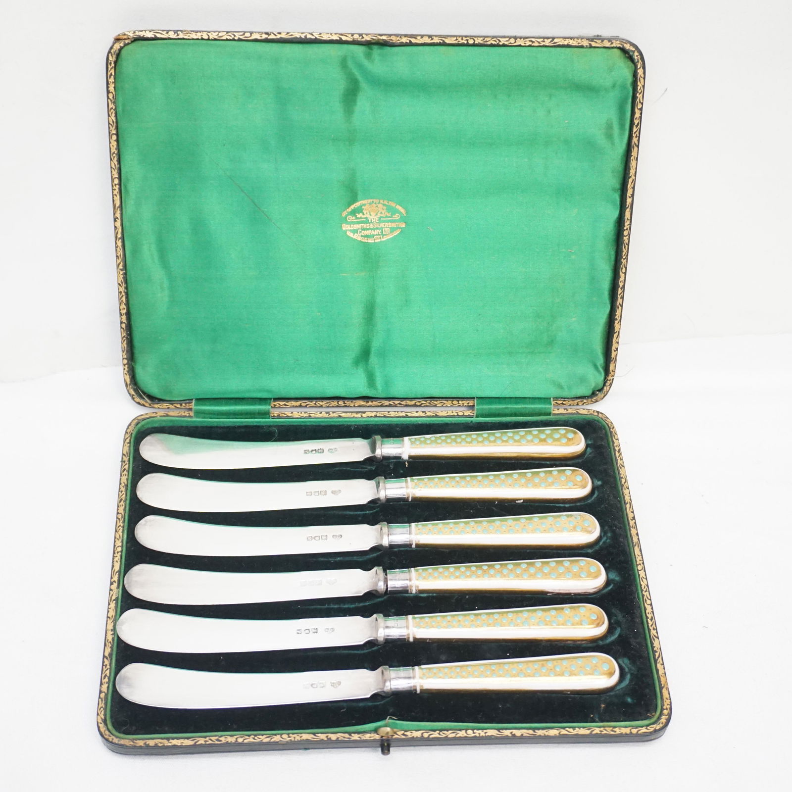 CASED SET STERLING GOLDSMITHS & SILVERSMITHS DESSERT (1 of 8)