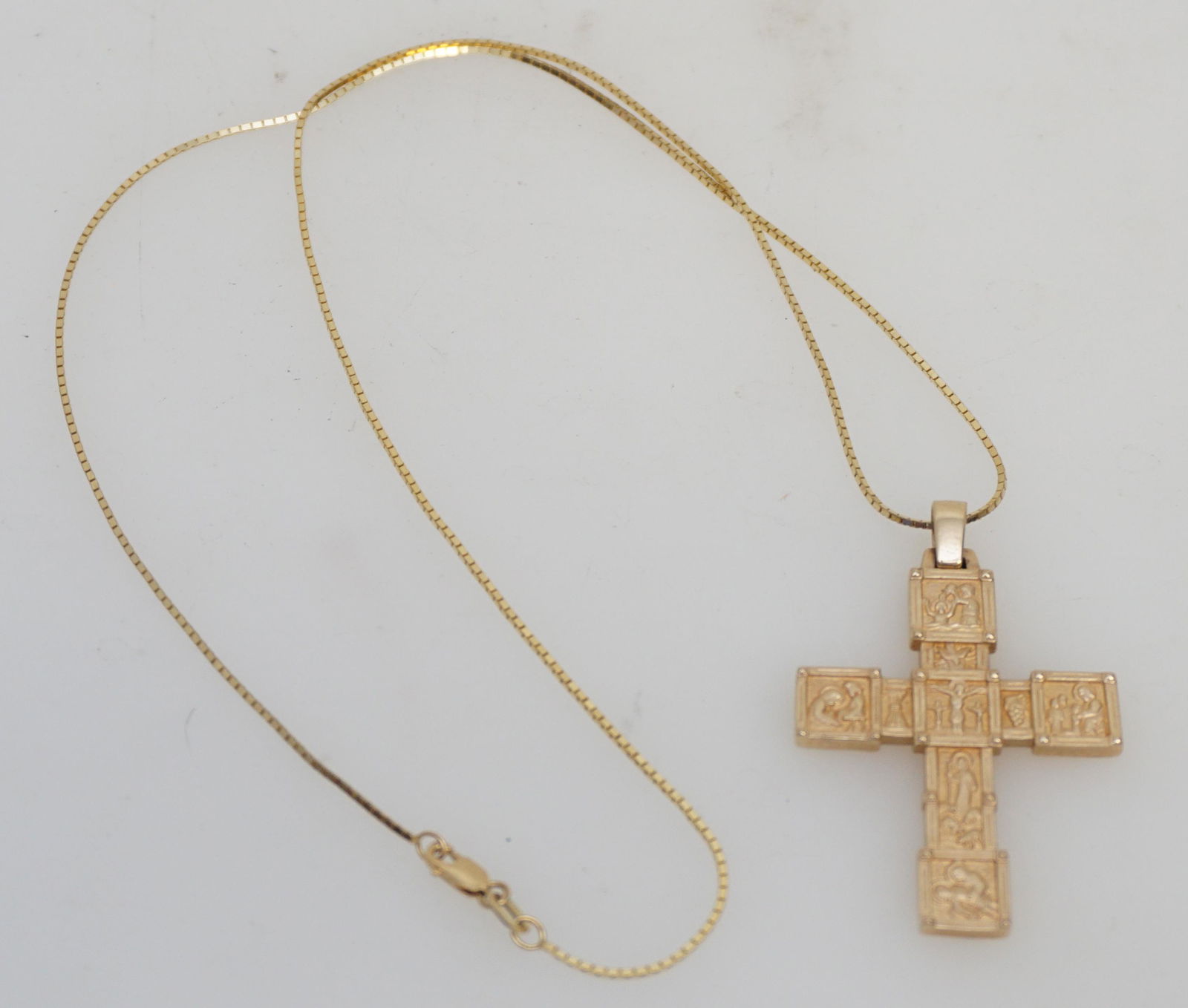 JAMES AVERY 14KT GOLD LIFE OF CHRIST CROSS (1 of 4)