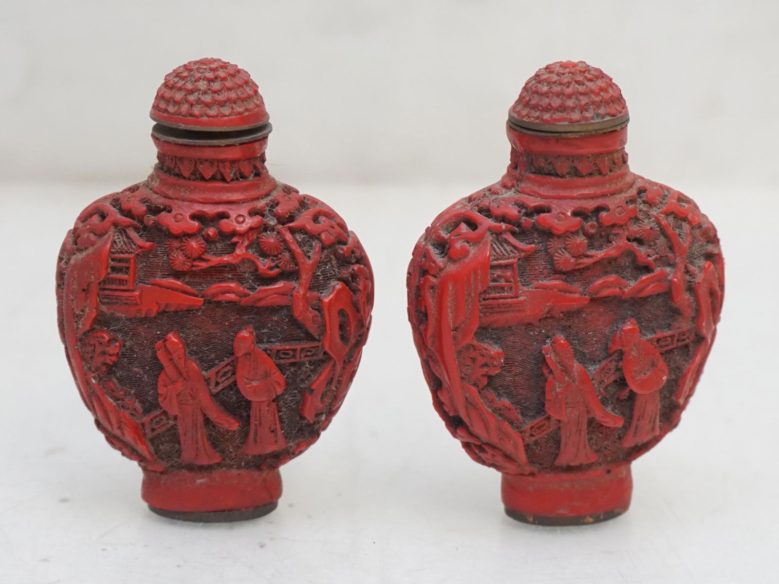 PAIR QIANLONG CINNABAR SNUFF BOTTLES (1 of 7)