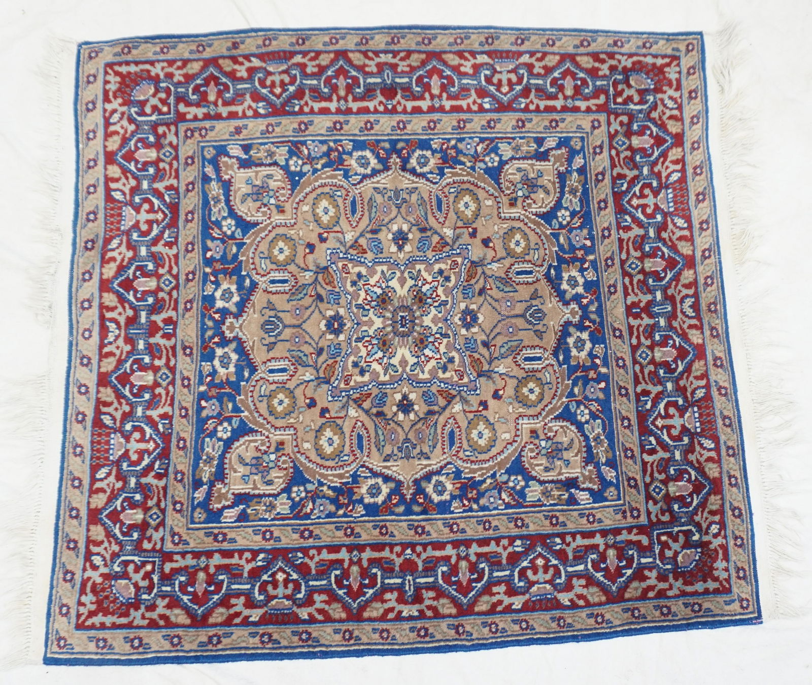 TURKISH KAYSERI SEMI ANTIQUE RUG (1 of 6)