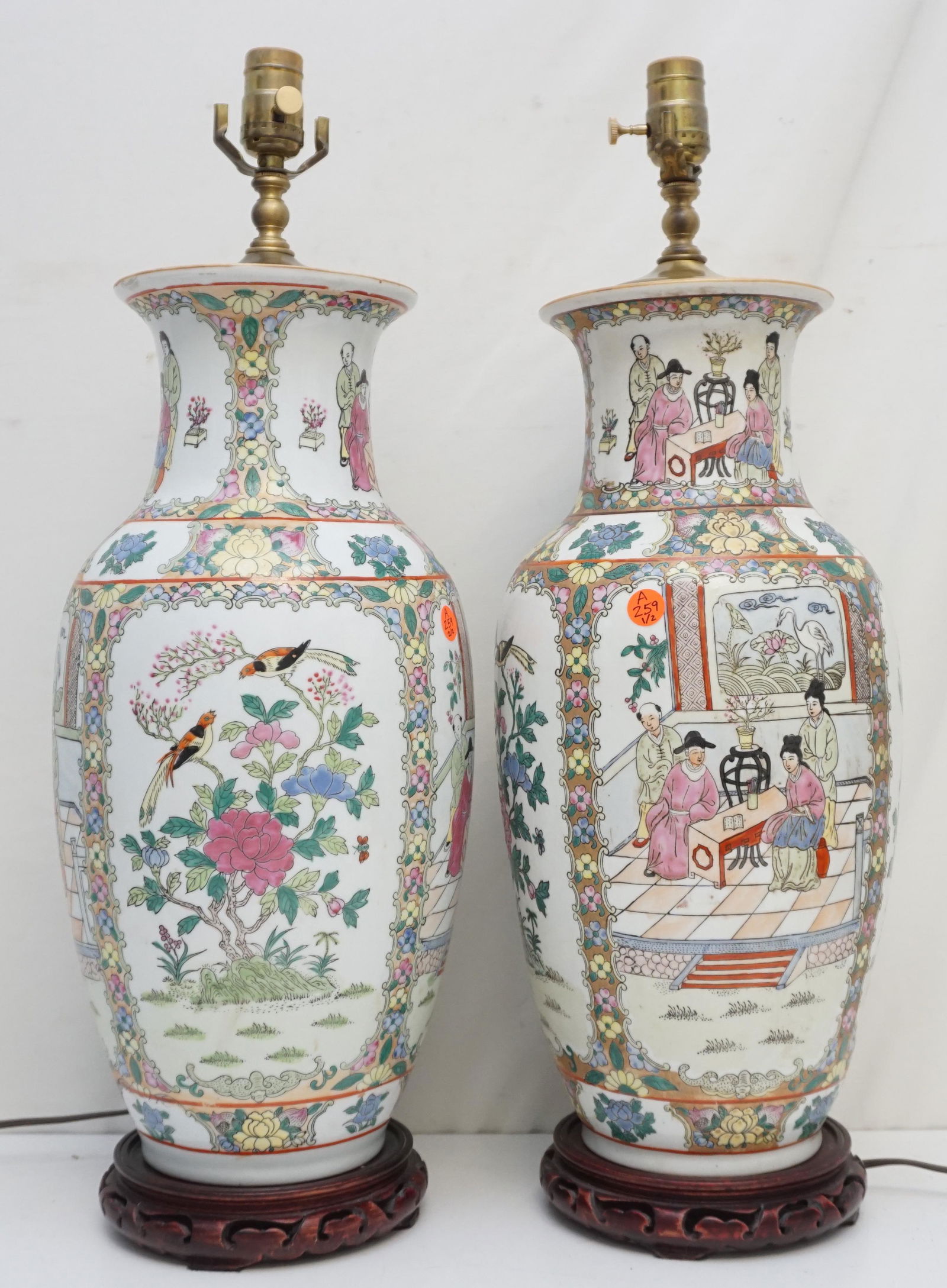 PAIR MID CENTURY ROSE MEDALLION LAMPS (1 of 9)