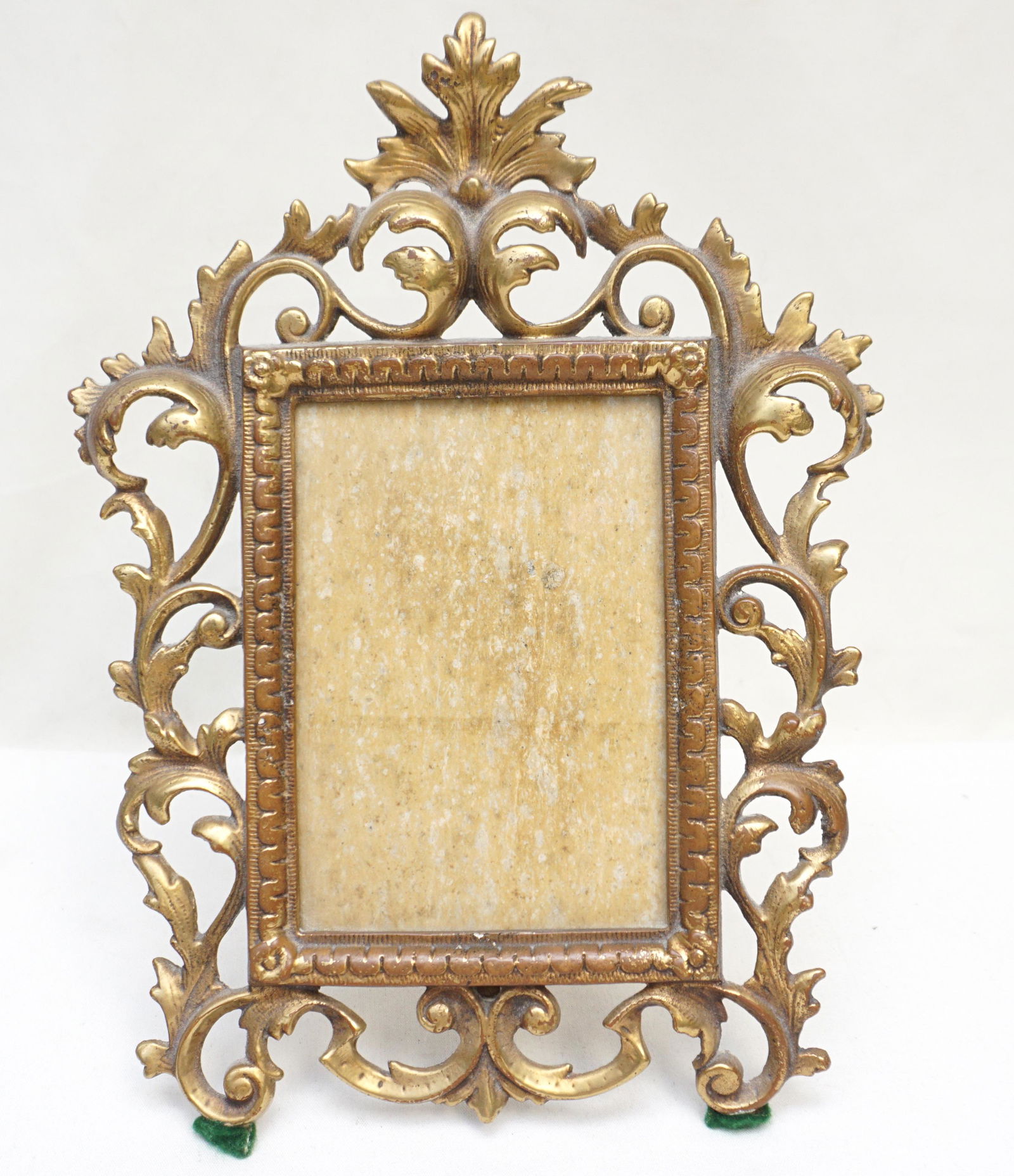 VINTAGE SOLID BRASS PICTURE FRAME (1 of 5)