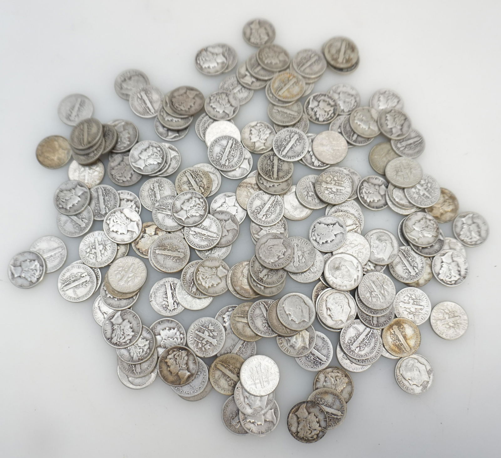 138 MERCURY HEAD 50 ROOSEVELT DIMES SILVER (1 of 6)