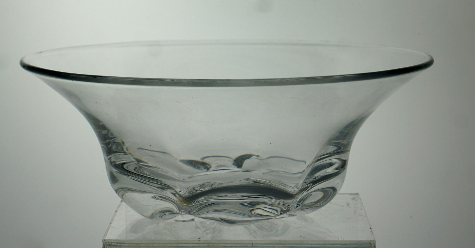 MID CENTURY ORREFORS CRYSTAL BOWL (1 of 6)