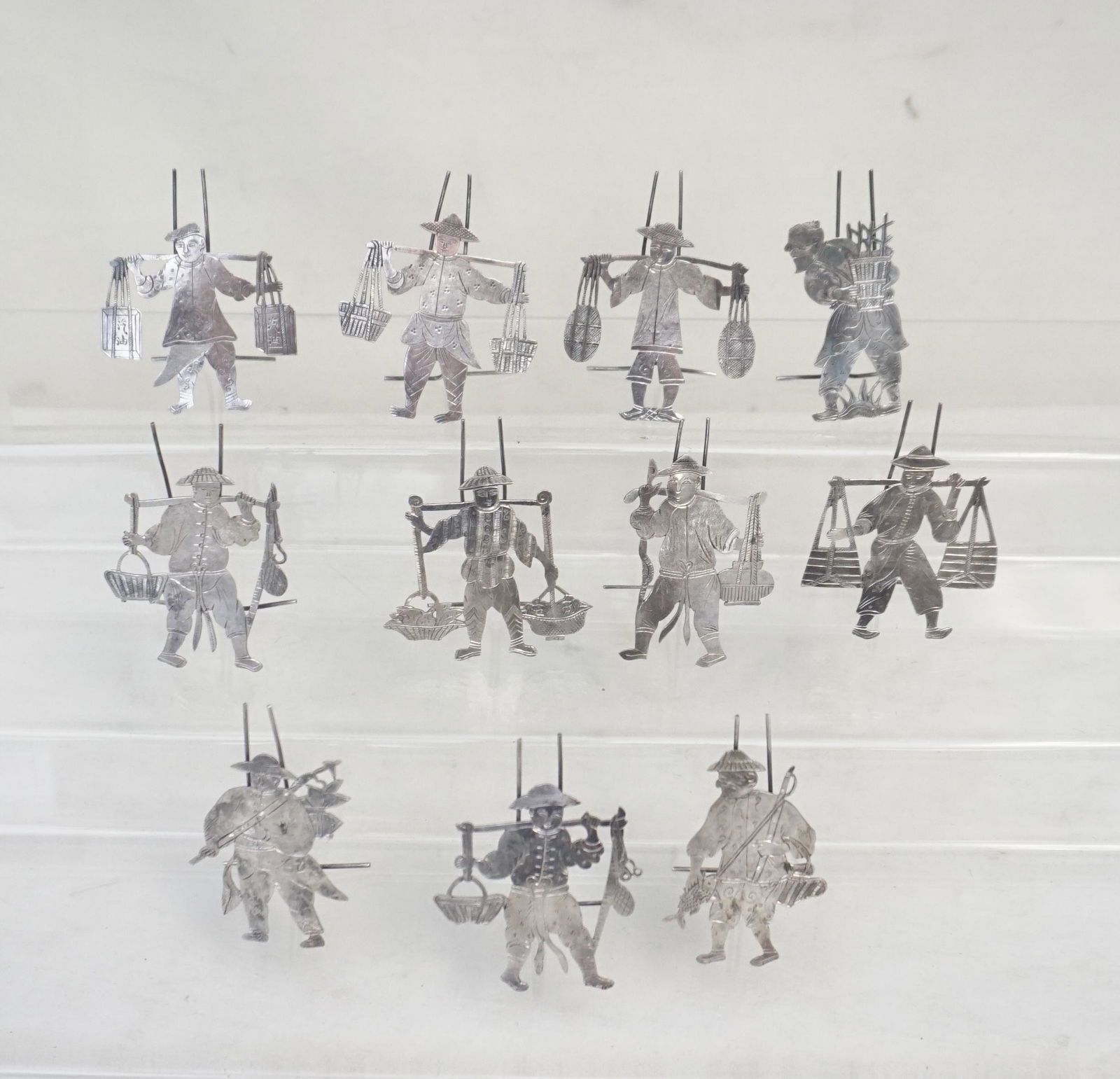 VINTAGE CHINESE SILVER PLACE CARD HOLDERS (1 of 9)