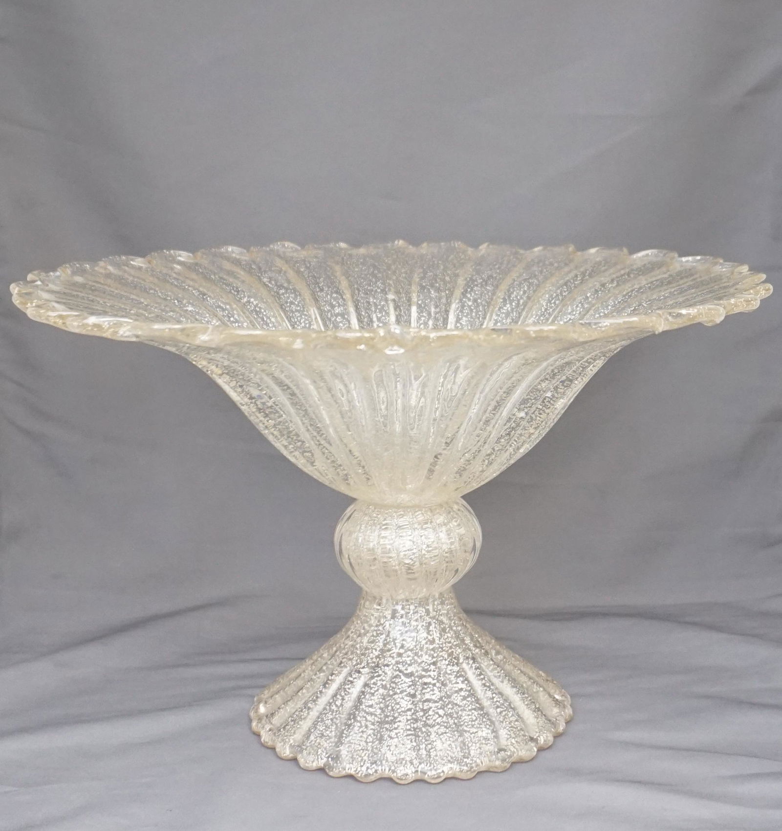 LARGE AVENTURINA MURANO GLASS COMPOTE (1 of 5)