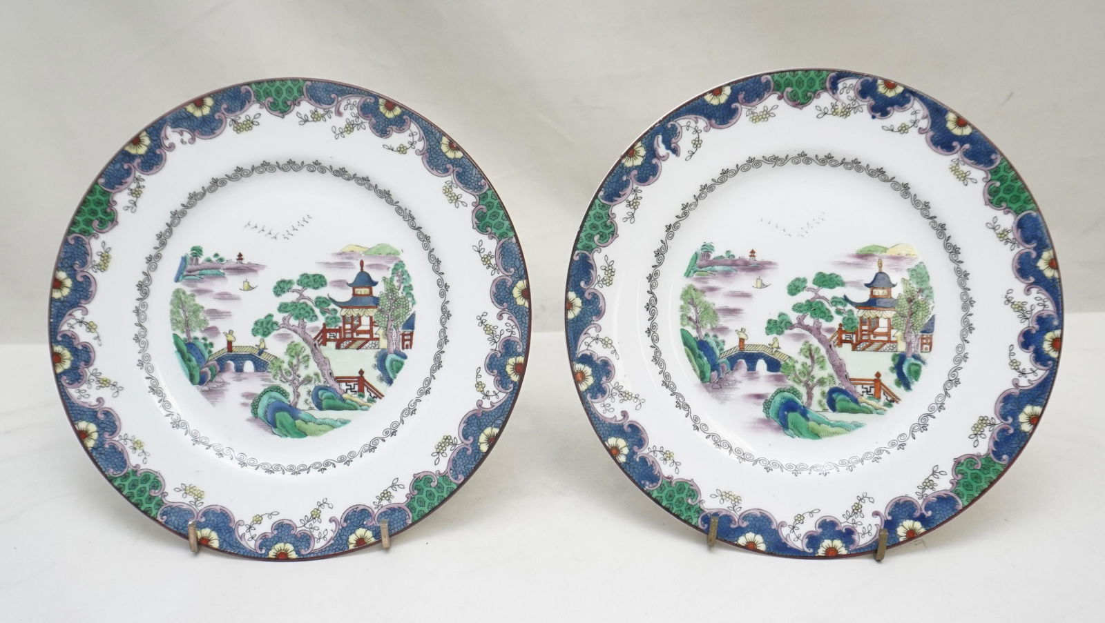 PAIR ANTIQUE HOTEL MCALPIN NYC CROWN STAFFORDSHIRE (1 of 7)