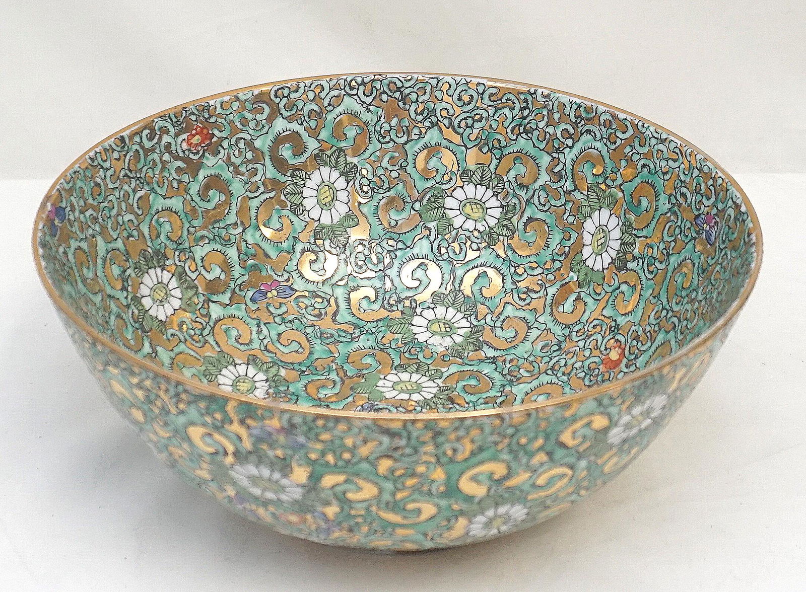 JAPANESE PORCELAIN WARE BOWL (1 of 6)