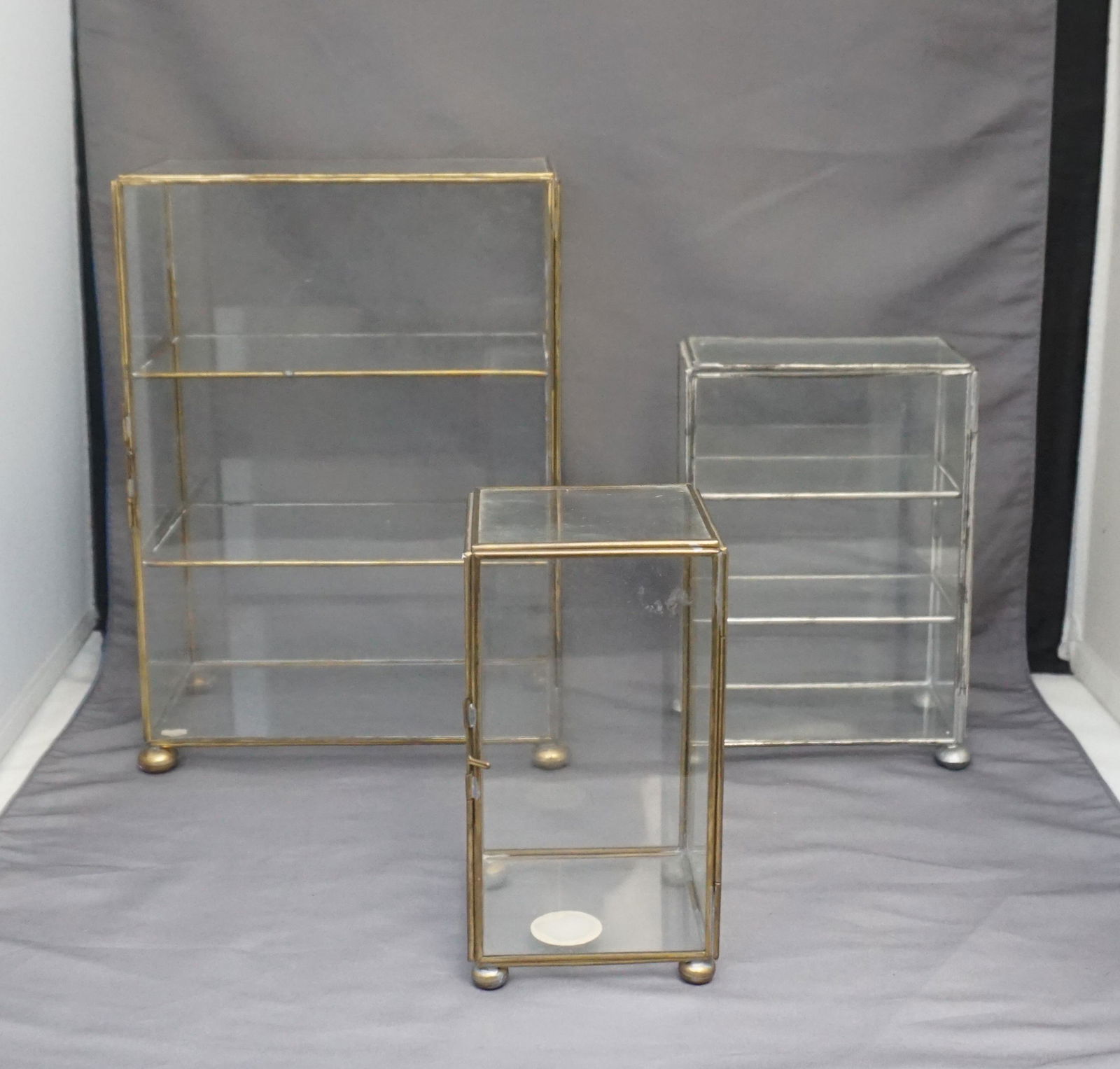 3 VINTAGE GLASS TABLETOP CURIO DISPLAYS (1 of 5)