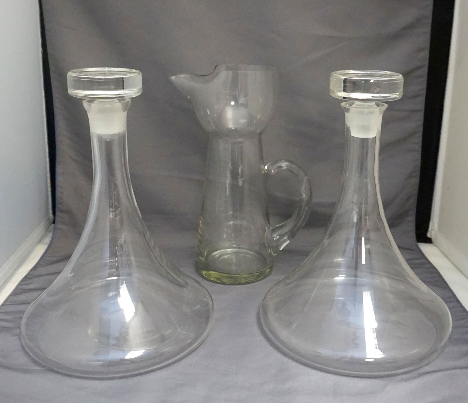 3 pc MID CENTURY DECANTERS & PITCHER (1 of 7)