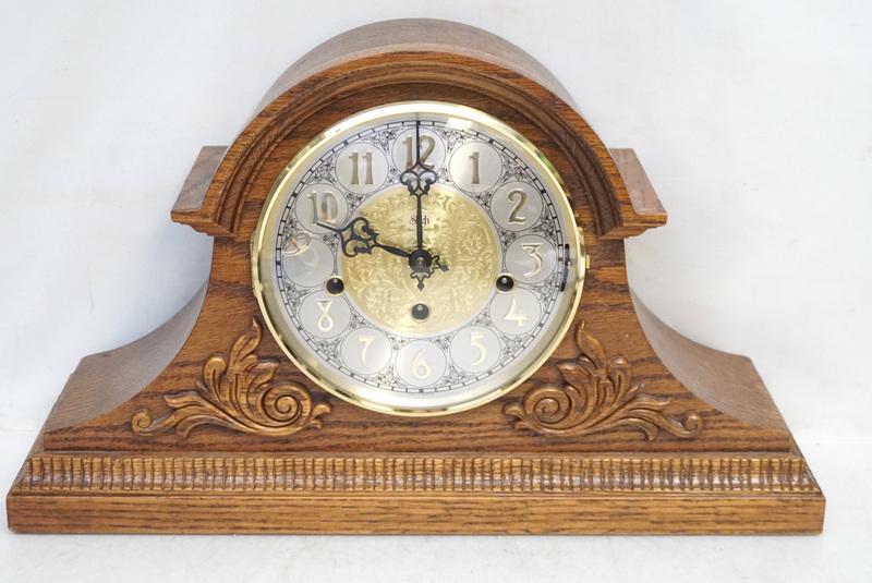 SLIGH WESTMINSTER OAK MANTEL CLOCK (1 of 10)
