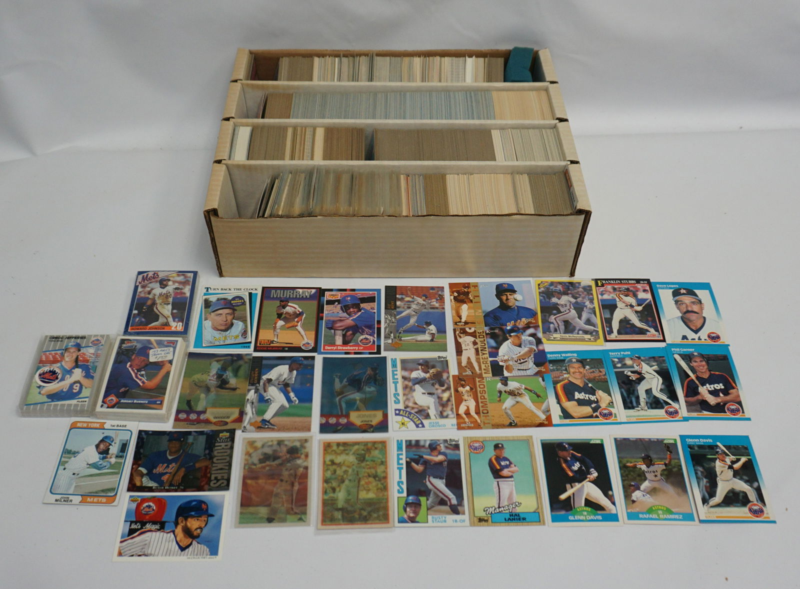 80-90's  METS & ASTROS BASEBALL PLAYER CARDS (1 of 8)