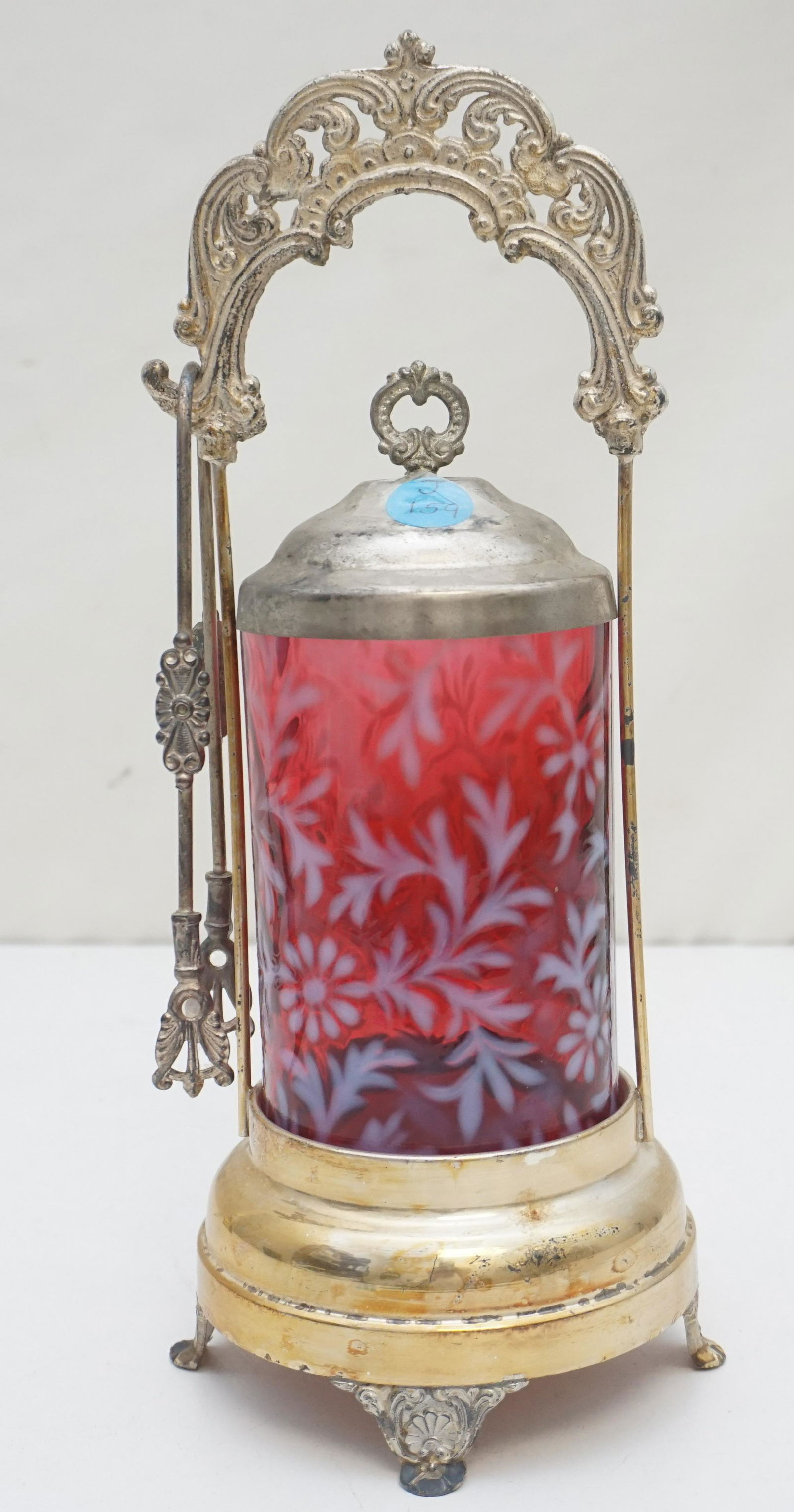 CRANBERRY OPALESCENT DAISY AND FERN PICKLE CASTER (1 of 9)