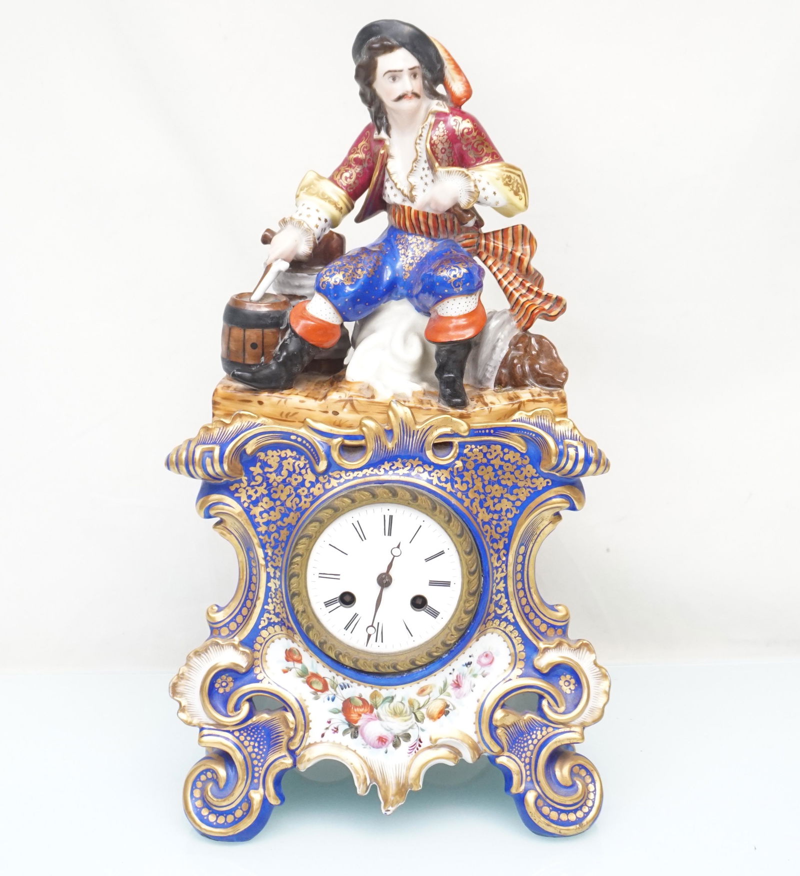 OLD PARIS PORCELAIN FIGURAL CLOCK (1 of 12)