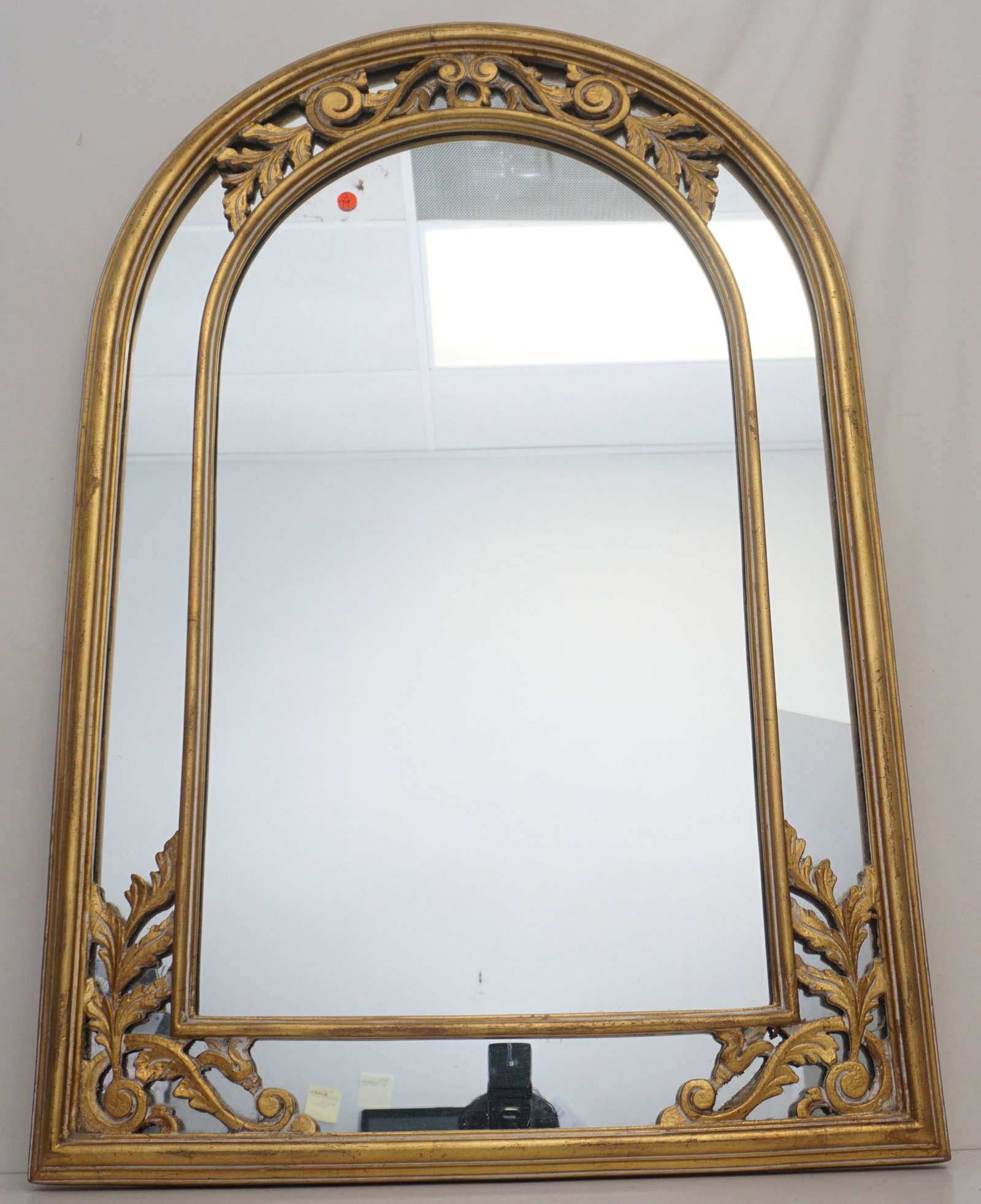 WINDSOR ART & MIRROR CO. WALL MIRROR: Vintage Carved Gilt Wood Frame Beveled Wall Mirror by Windsor Art. Measures 28"x43"x2". Weight 28 pds. NO IN HOUSE SHIPPING. PROVENANCE: A Private Charleston SC Estate.***Pickup only or Shipping on th