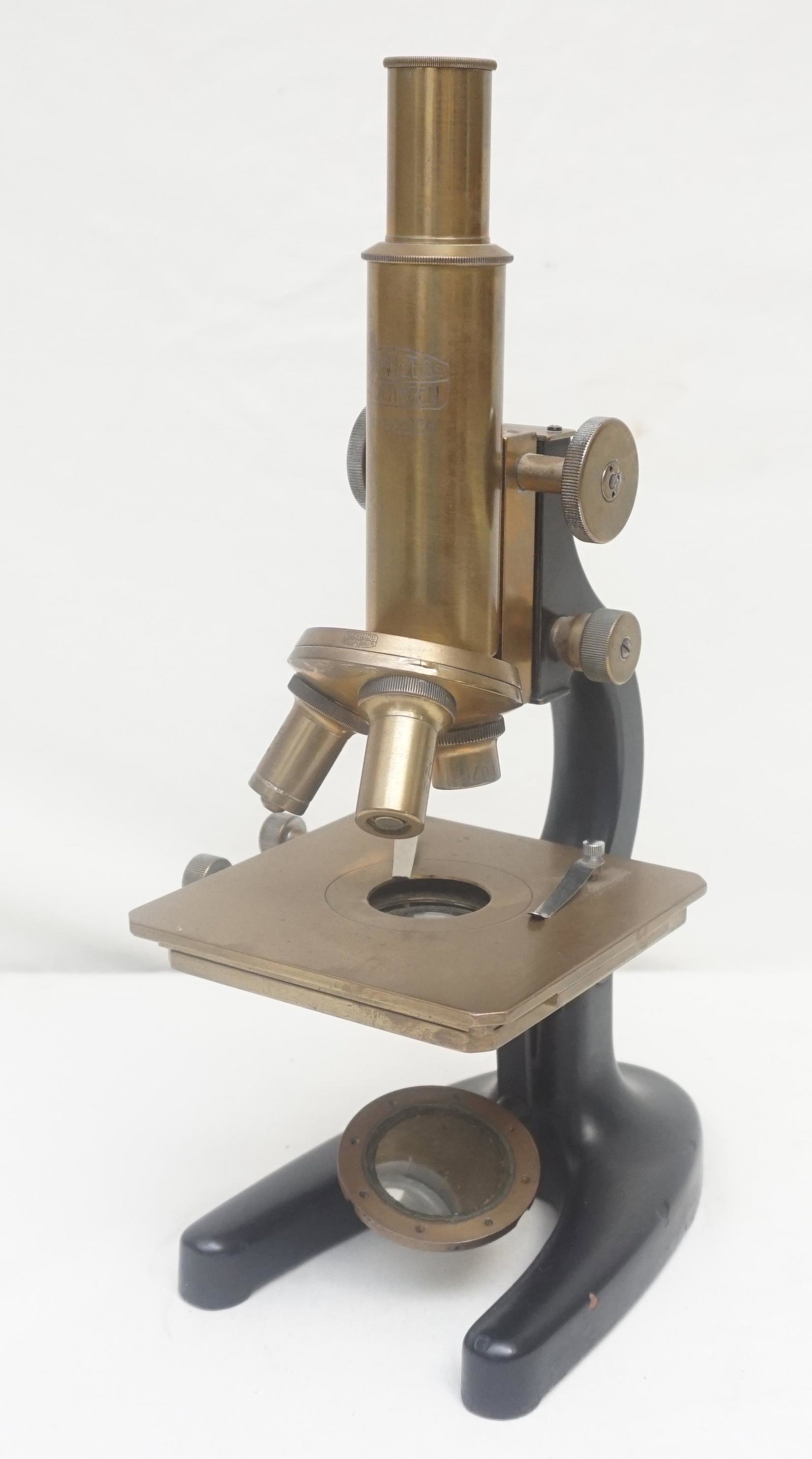 CARL ZEISS JENA MICROSCOPE NO. 5223: Antique Carl Zeiss Jena Microscope No. 5223. Good condition with light wear. Measures 7"x5 1/4"x13". Weight 8 pds. NO IN HOUSE SHIPPING. PROVENANCE: A Private Charleston SC Estate.***Pickup only or Sh