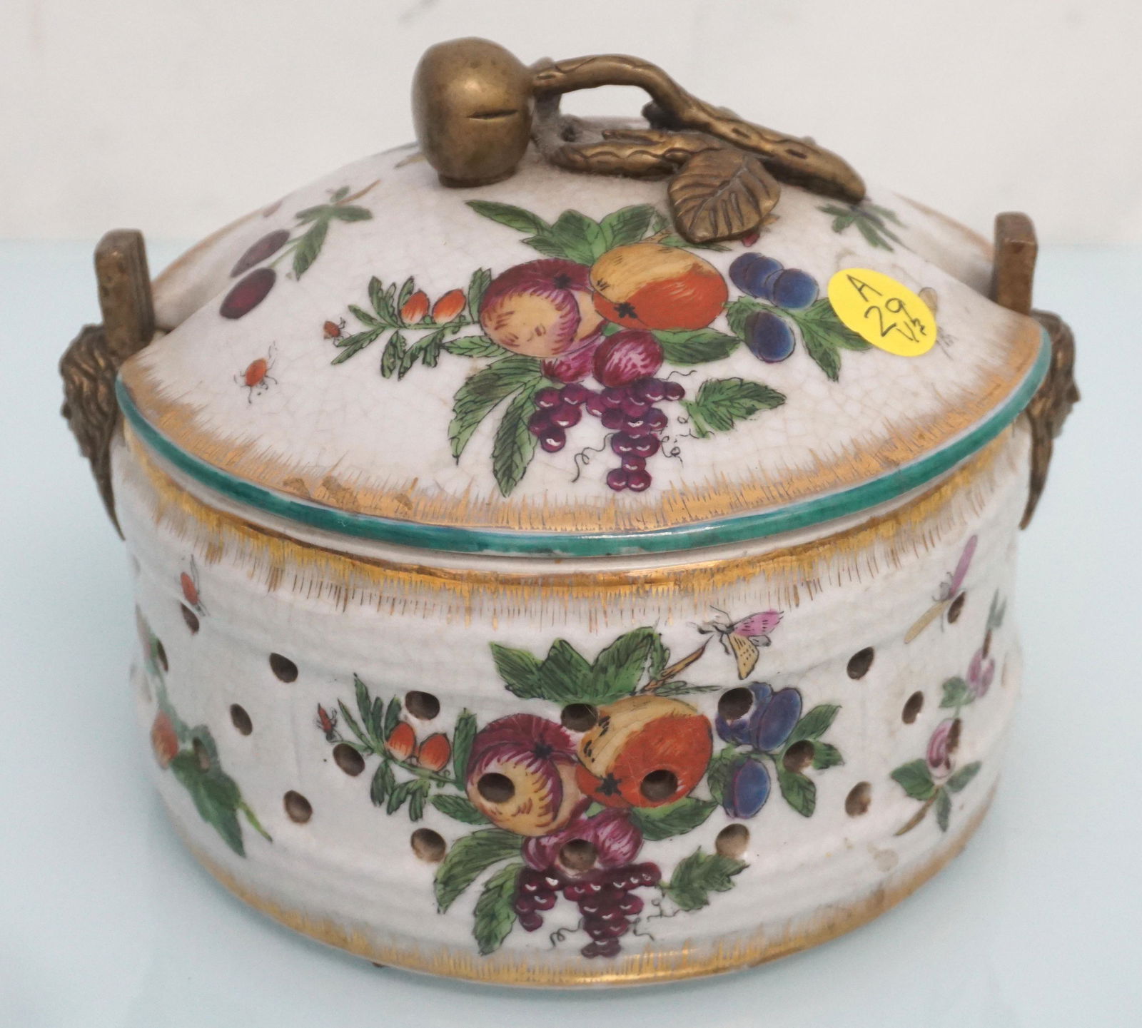 3 pc VINTAGE CHINESE PORCELAIN (1 of 10)