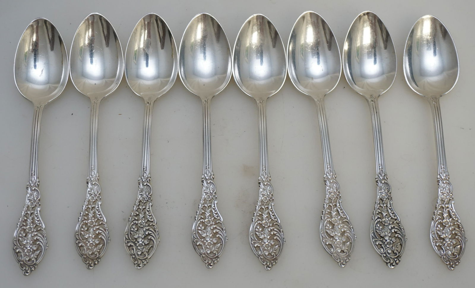 8 STERLING SILVER FLORENTINE LACE TEASPOONS (1 of 3)