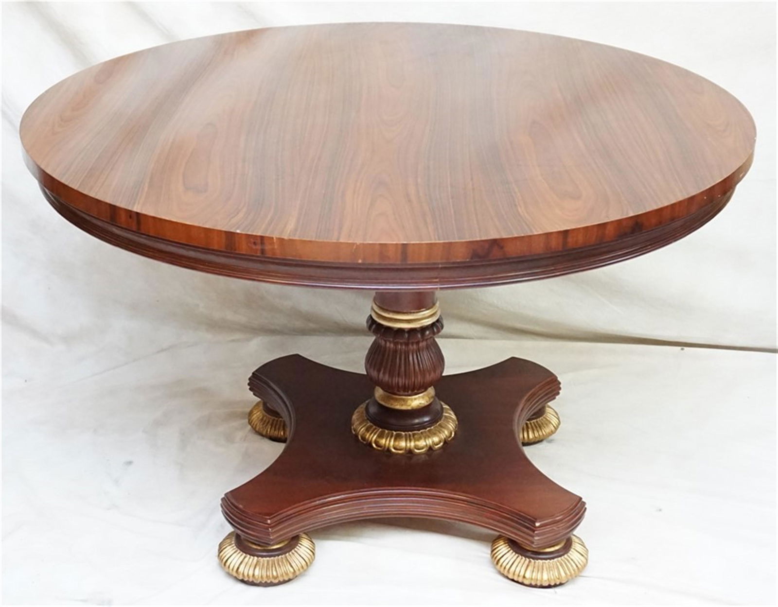 COUNCILL CRAFTSMAN MAHOGANY ROUND PEDESTAL TABLE (1 of 6)