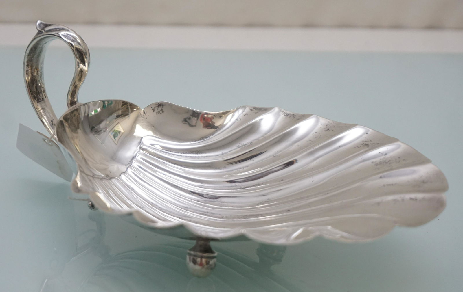 FISHER STERLING SILVER SHELL FORM BOWL (1 of 8)