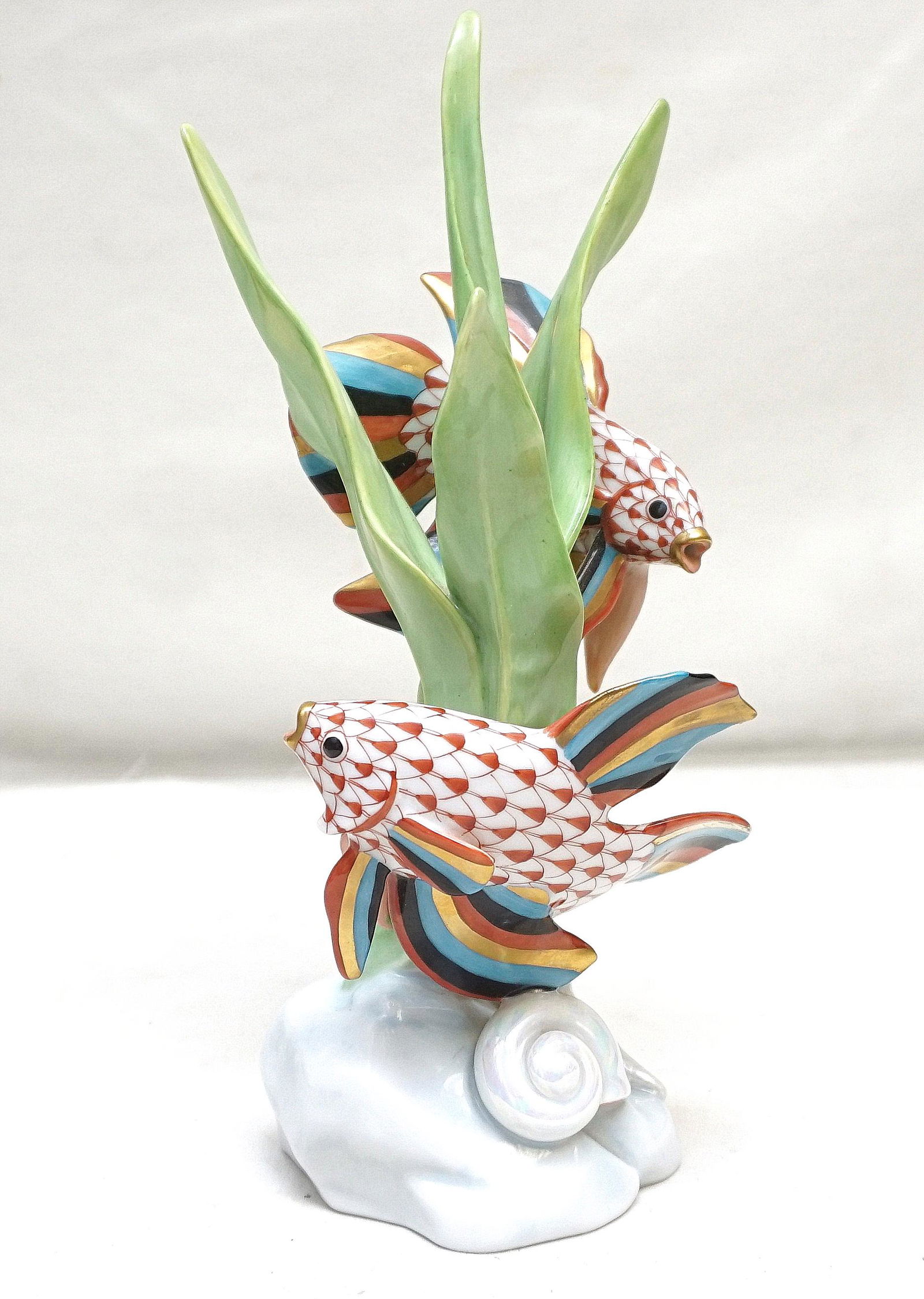 RARE HEREND FIRST EDITION BETA FISH (1 of 8)