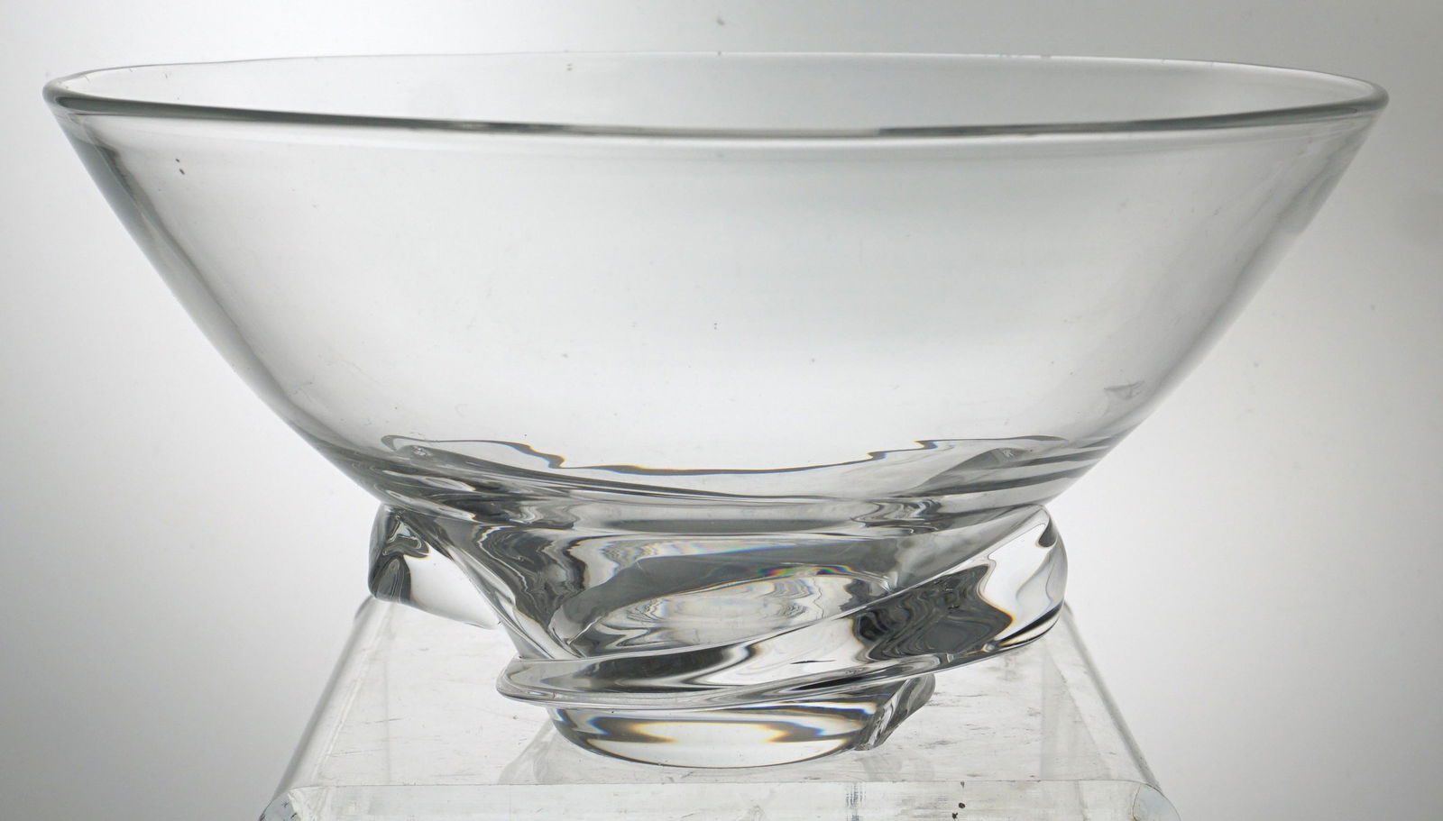 STEUBEN GLASS SPIRAL BOWL - MID CENTURY DONALD POLLARD (1 of 5)