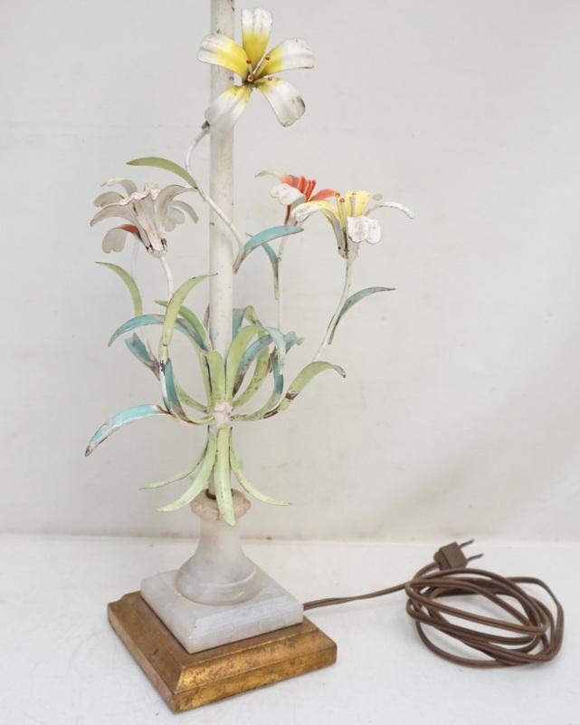 VINTAGE ITALIAN TOLE LAMP (1 of 7)