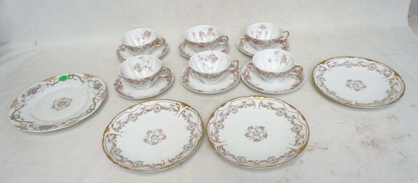 16 PC ANTIQUE LIMOGES CHINA (1 of 7)