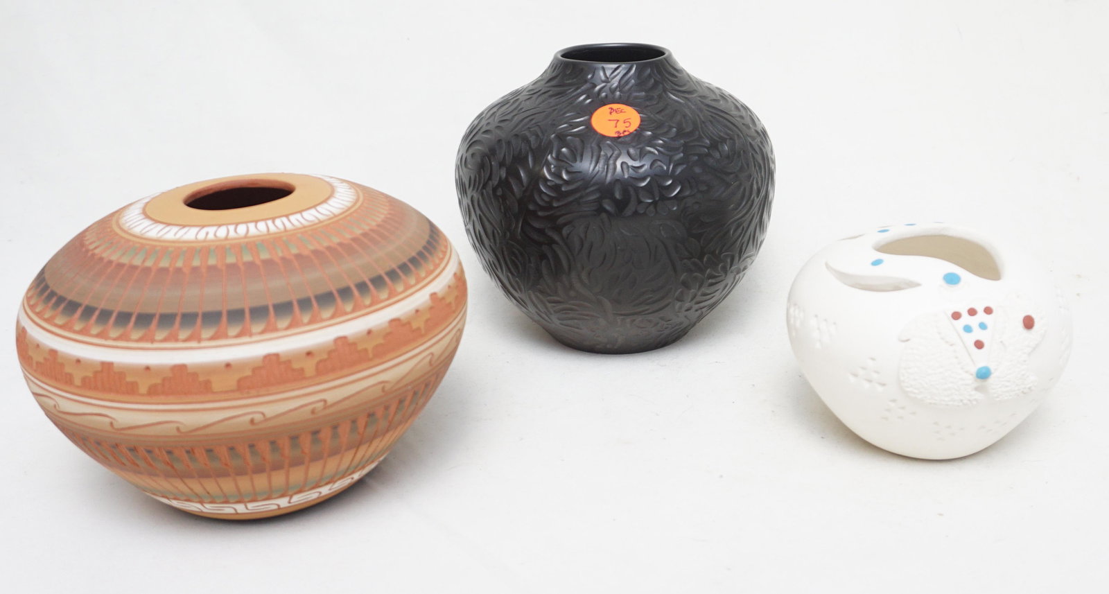 3 NATIVE AMERICAN SIGNED VASES (1 of 8)