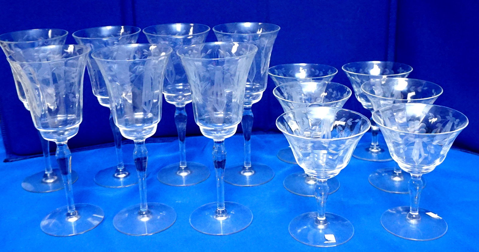 13 ELEGANT ERA ETCHED GLASSES (1 of 5)
