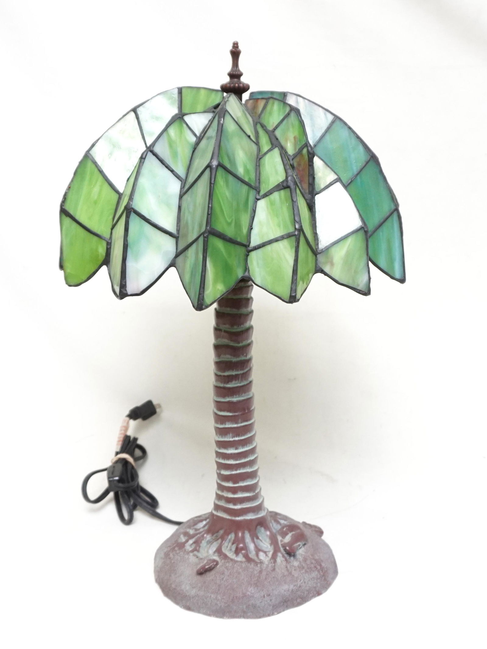 LEADED GLASS PALM TREE TIFFANY STYLE LAMP (1 of 6)