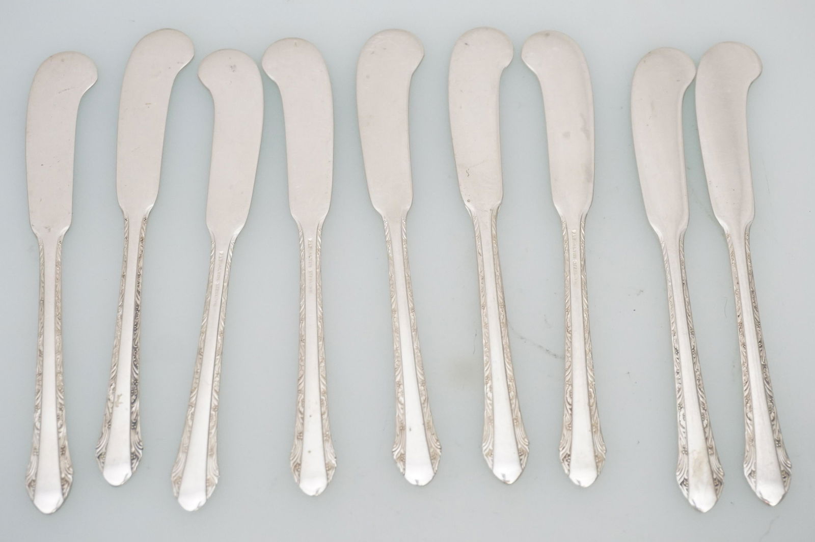 9 STERLING SILVER BUTTER PADDLES CHASED ROMANTIQUE (1 of 3)