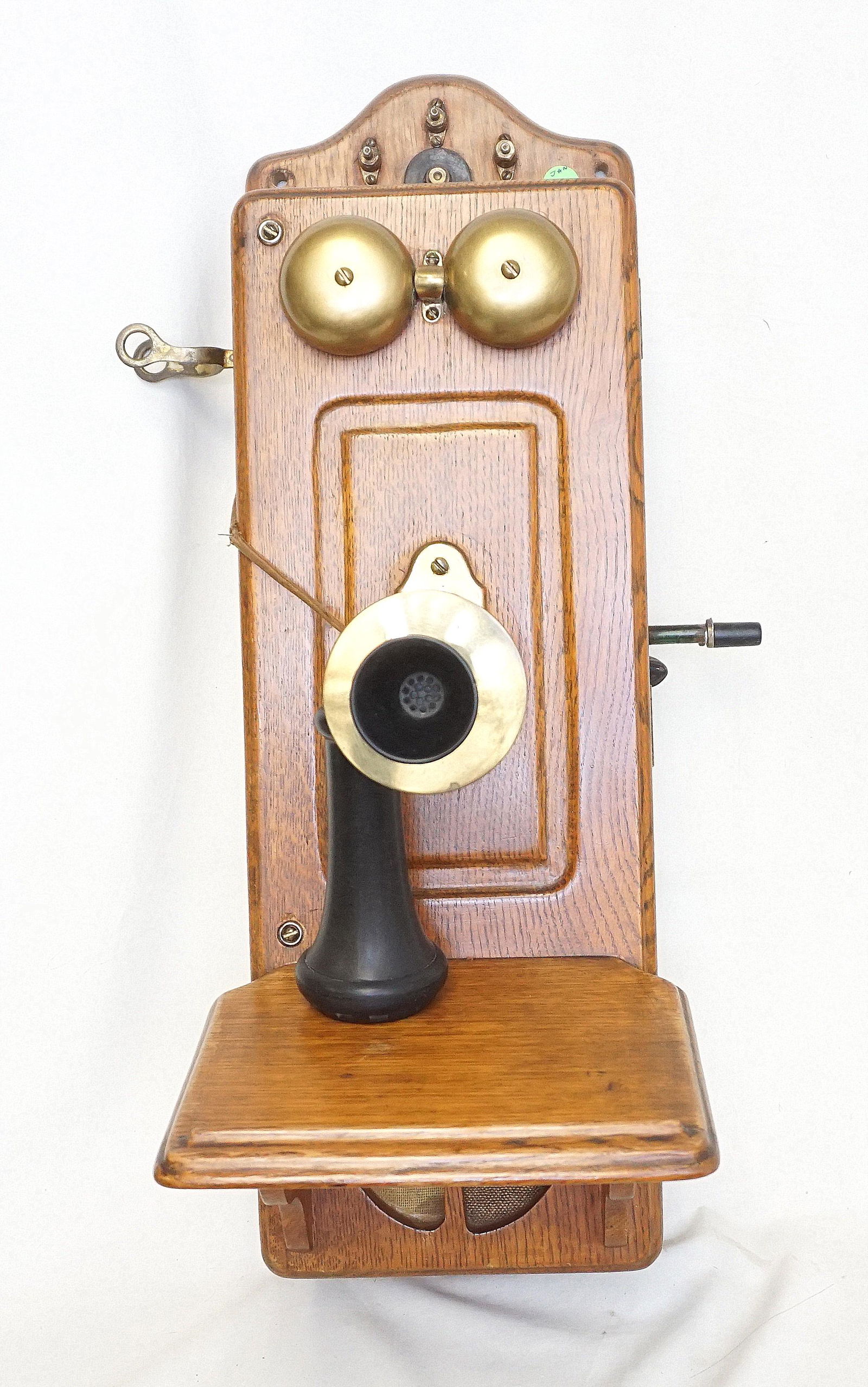 ANTIQUE OAK KELLOGG WALL PHONE (1 of 4)