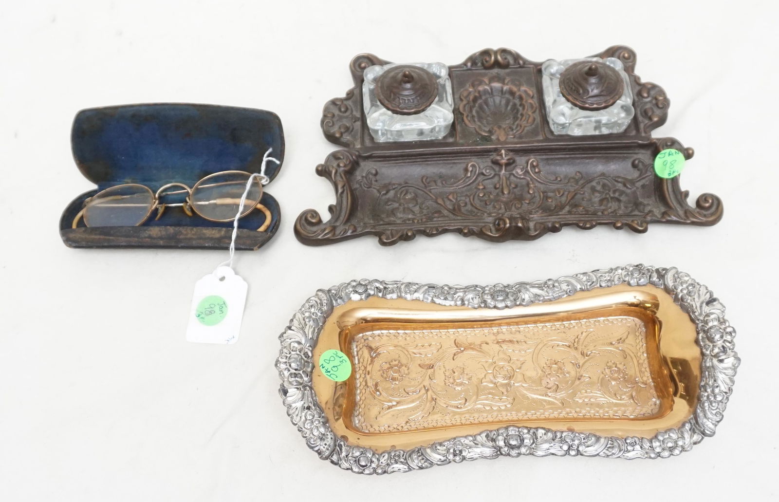 3 PC INKWELL DESK STAND, PEN TRAY & SPECTACLES (1 of 6)