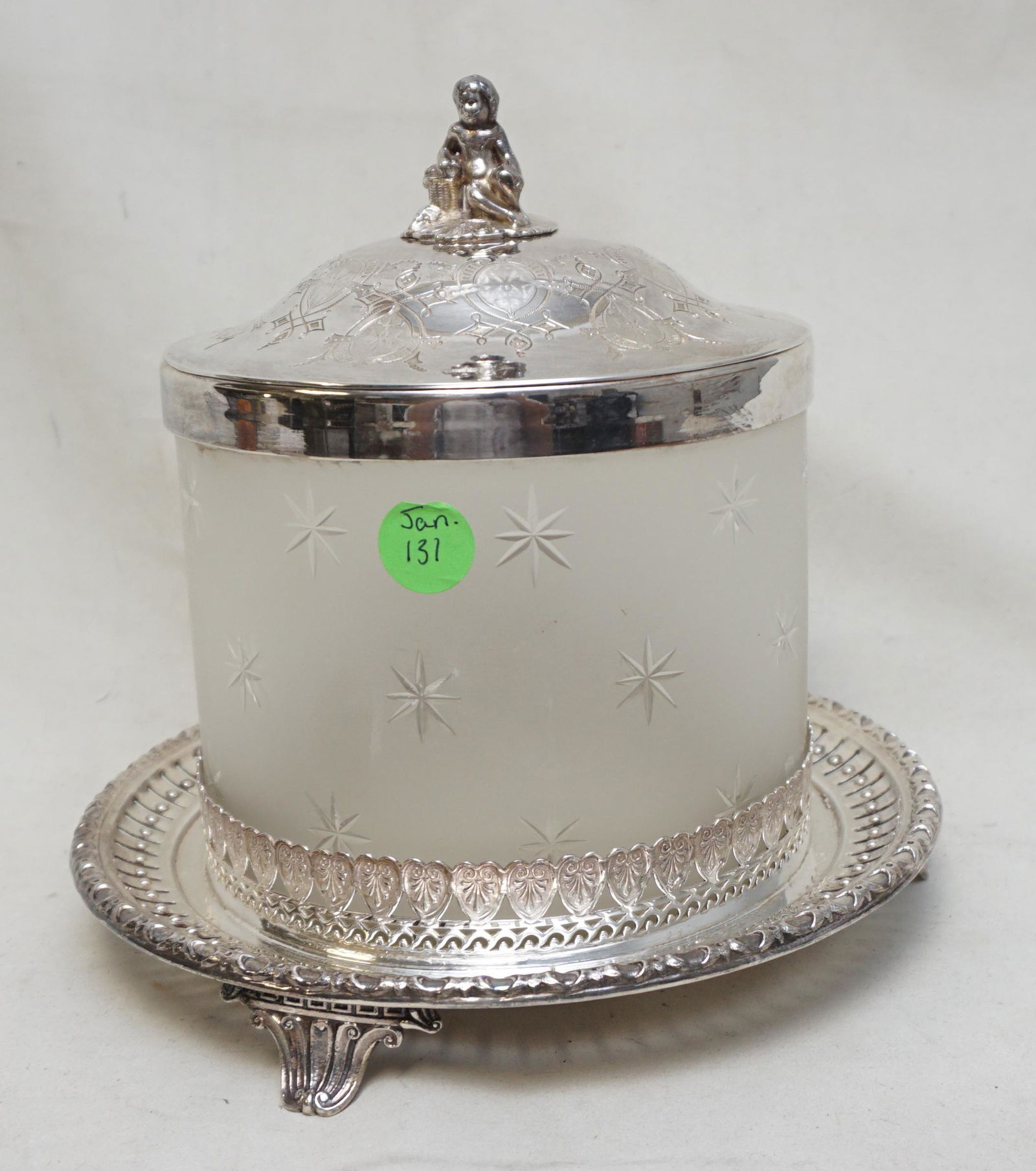 SHEFFIELD SILVERPLATE & CUT GLASS CHERUB BISCUIT JAR (1 of 8)