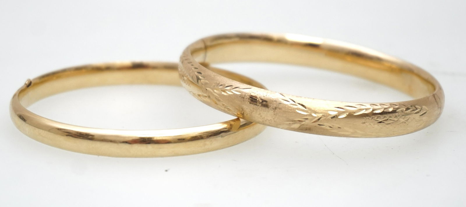 2PC 14KT GOLD BANGLE BRACELETS (15.90 GRAMS) (1 of 3)