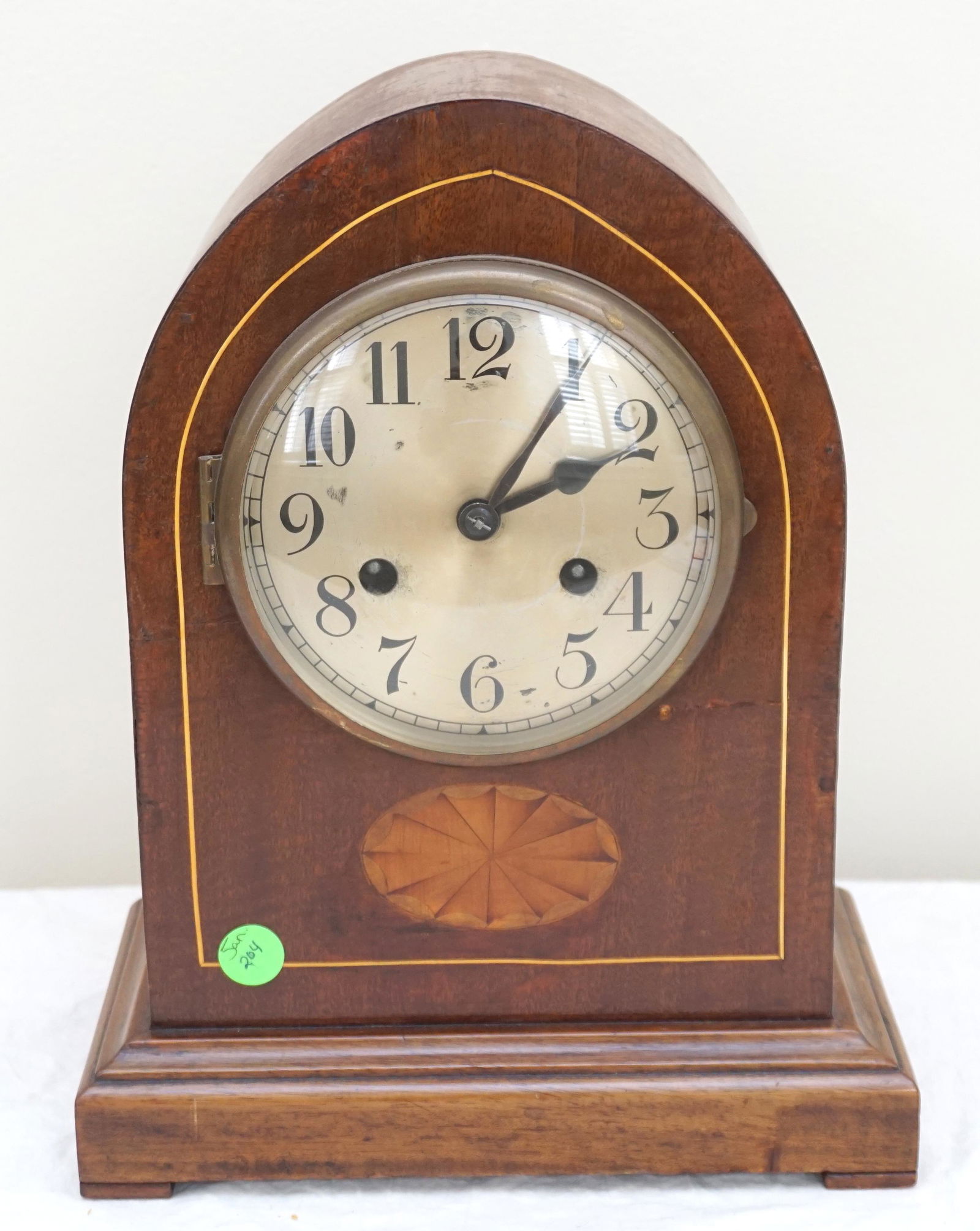 INLAID BEEHIVE JAHRESUHREN-FABRIK CLOCK (1 of 6)