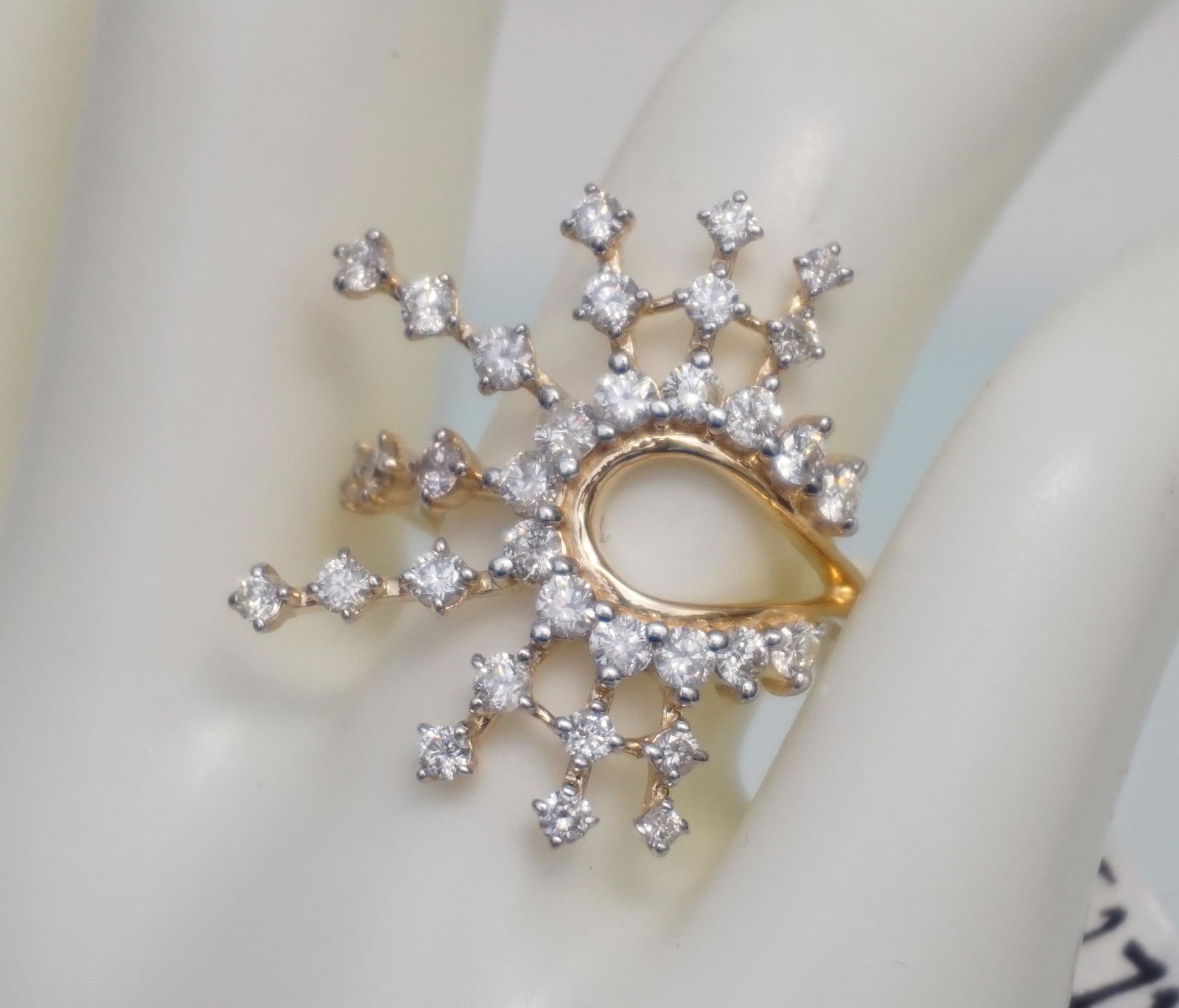 1.07 CT/TW DIAMOND DESIGNER RING (SZ 7.5) (1 of 7)