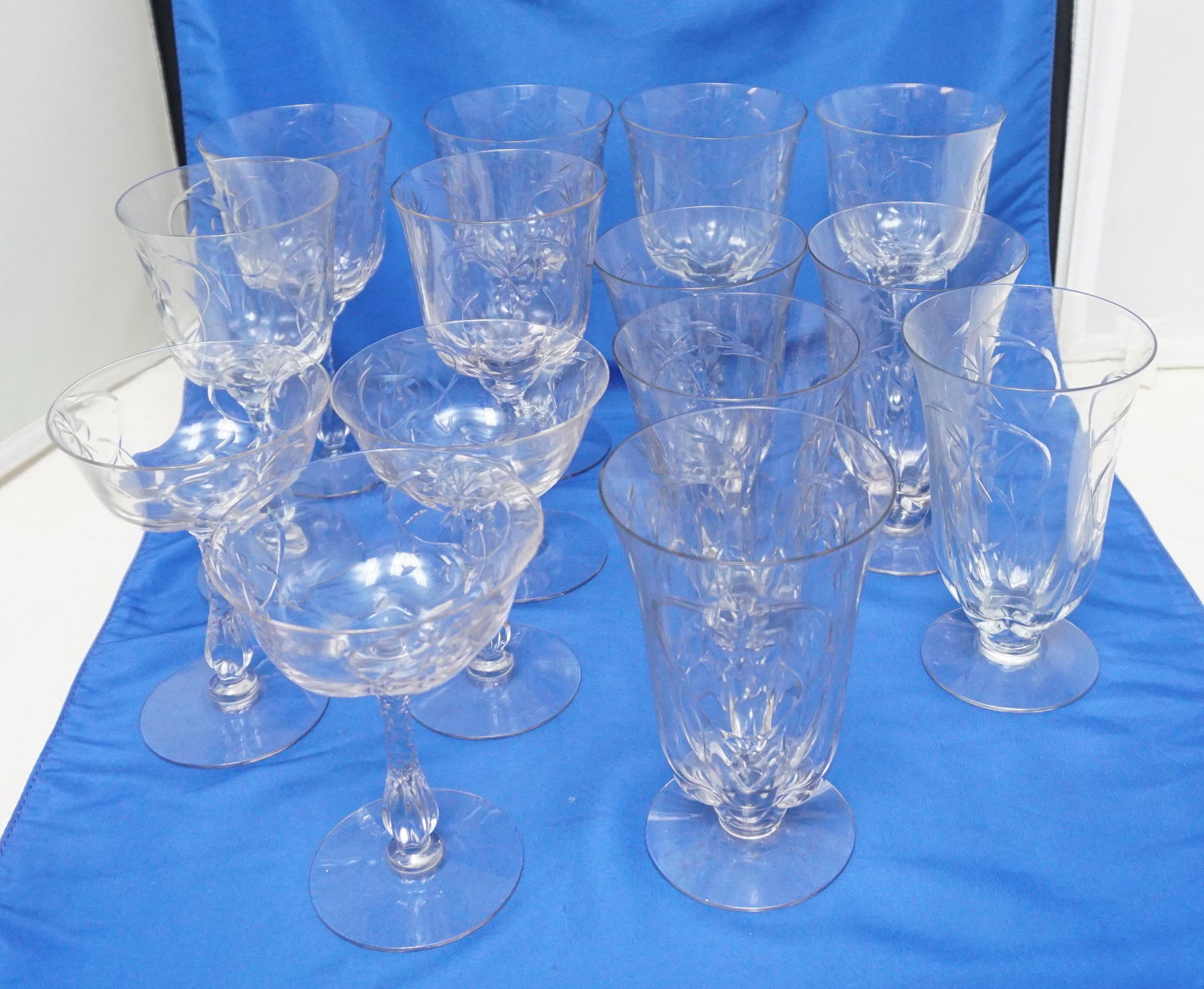 14 PC ART NOUVEAU CUT CRYSTAL (1 of 2)