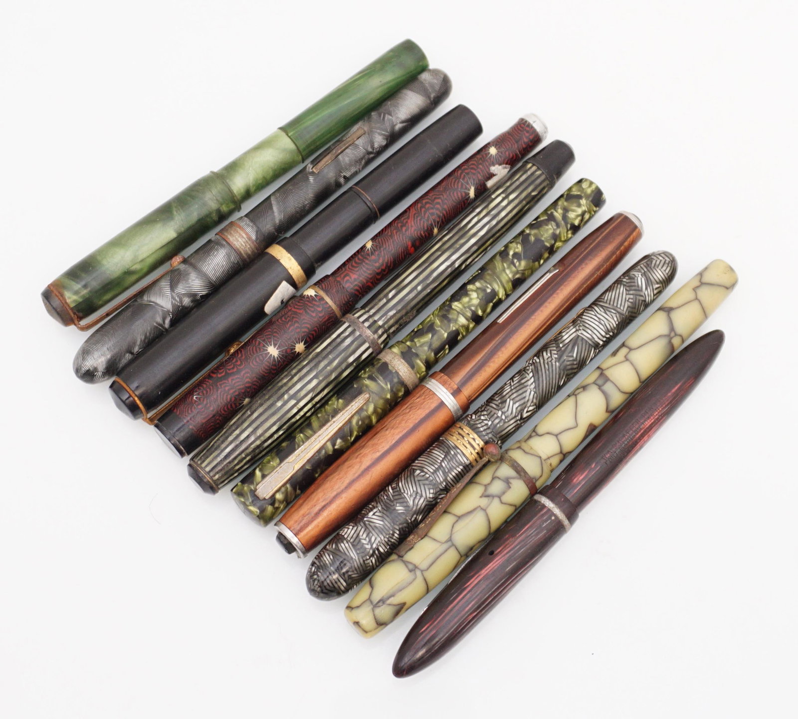 10 VINTAGE BAKELITE & CELLULOID PENS (1 of 4)