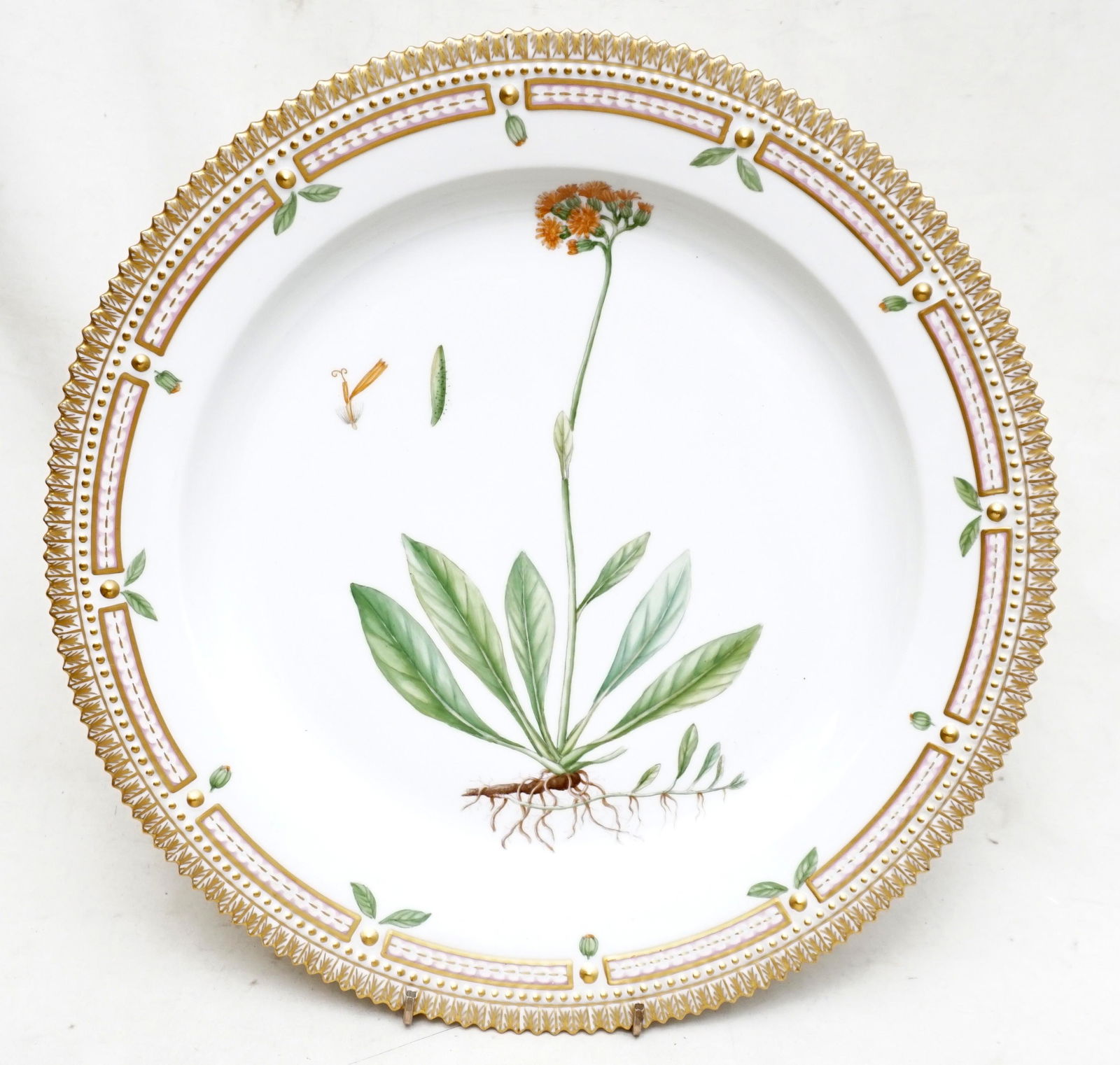 FLORA DANICA LARGE PLATTER ROYAL COPENHAGEN (1 of 7)