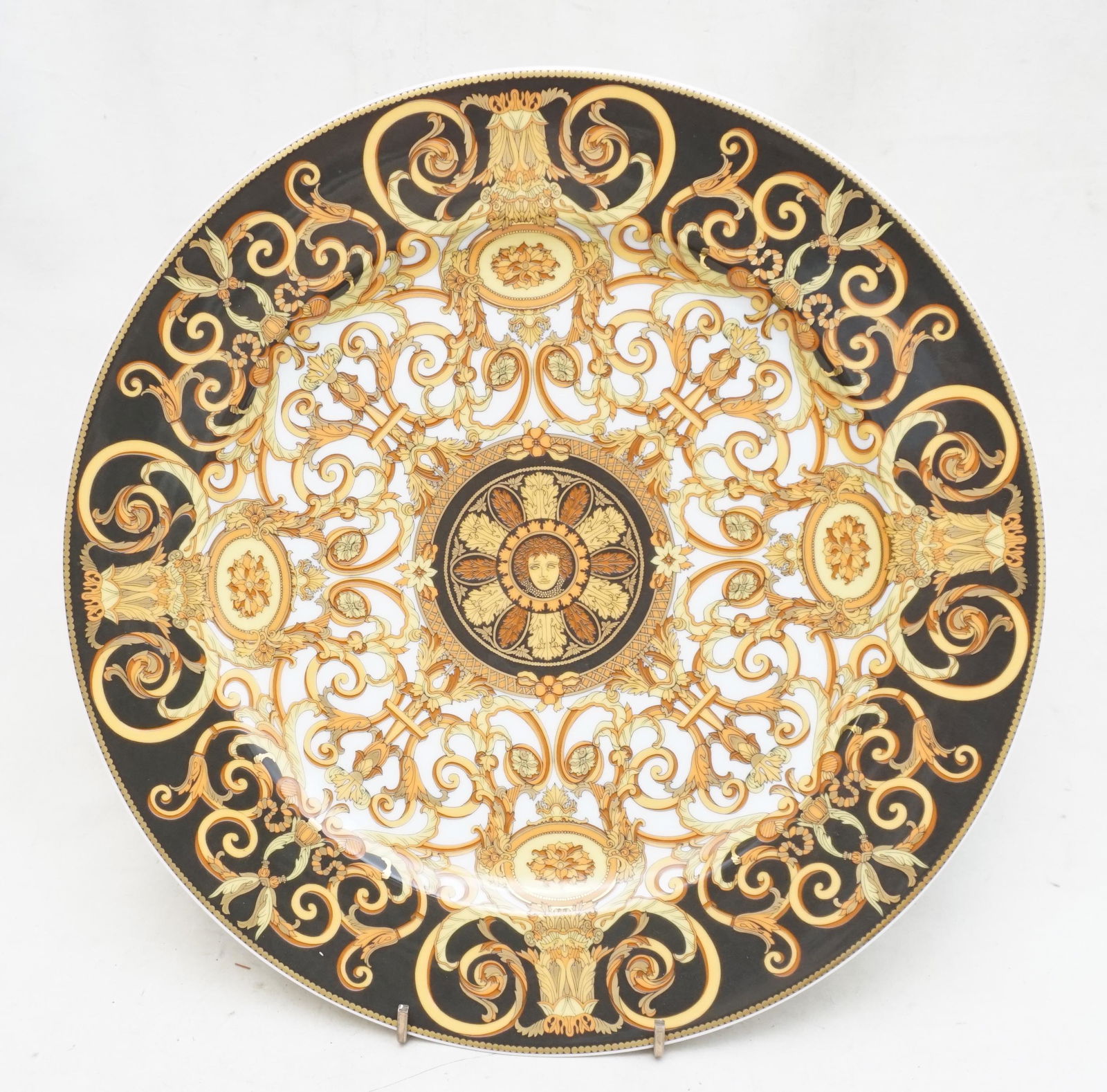VERSACE "BAROCCO" ROSENTHAL CHARGER (1 of 6)