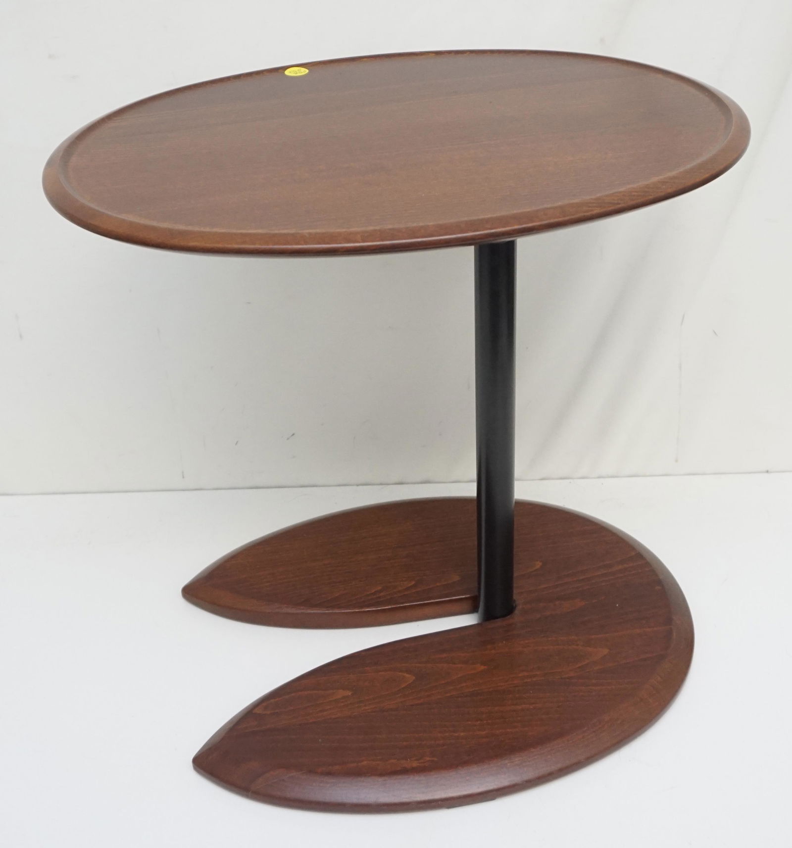 VINTAGE DANISH SIDE TABLE (1 of 5)